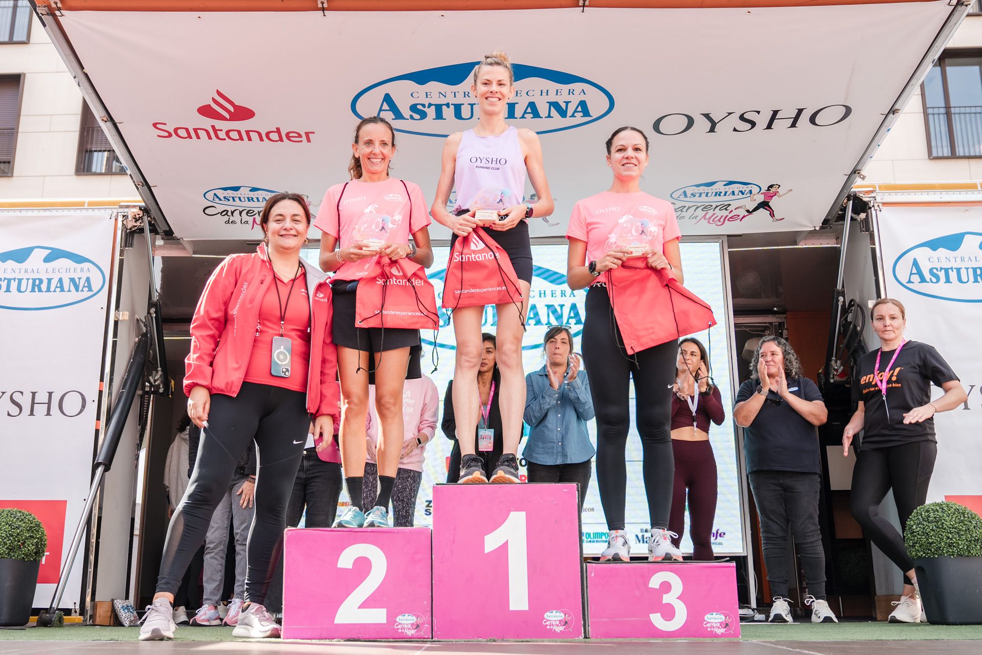 Las mejores fotos de la Carrera de la Mujer Central Lechera Asturiana de Zaragoza 2024 464