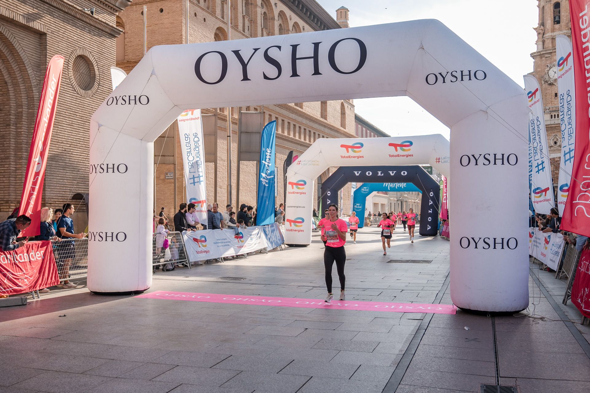 Las mejores fotos de la Carrera de la Mujer Central Lechera Asturiana de Zaragoza 2024 235