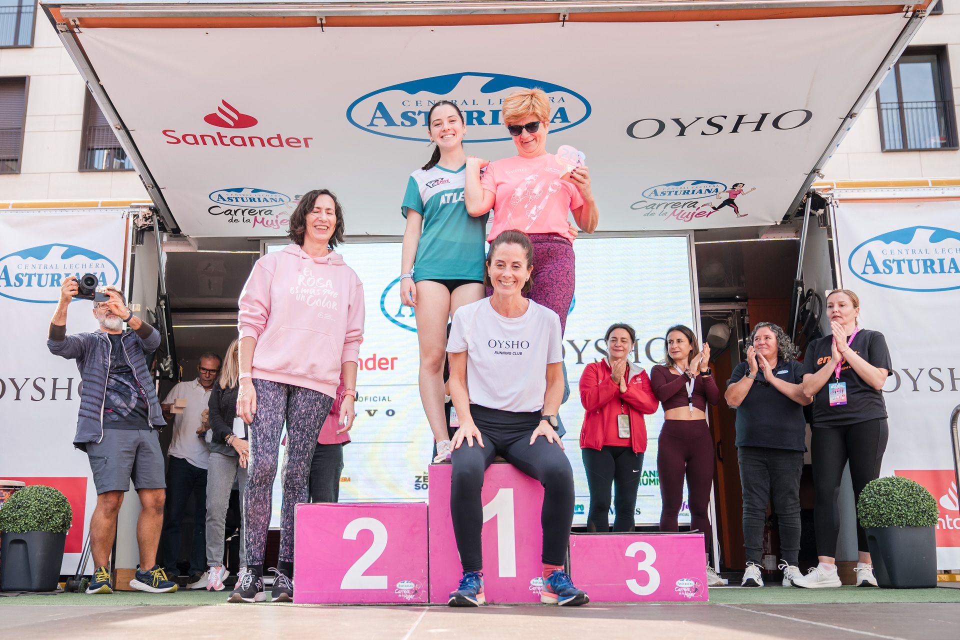 Las mejores fotos de la Carrera de la Mujer Central Lechera Asturiana de Zaragoza 2024 472