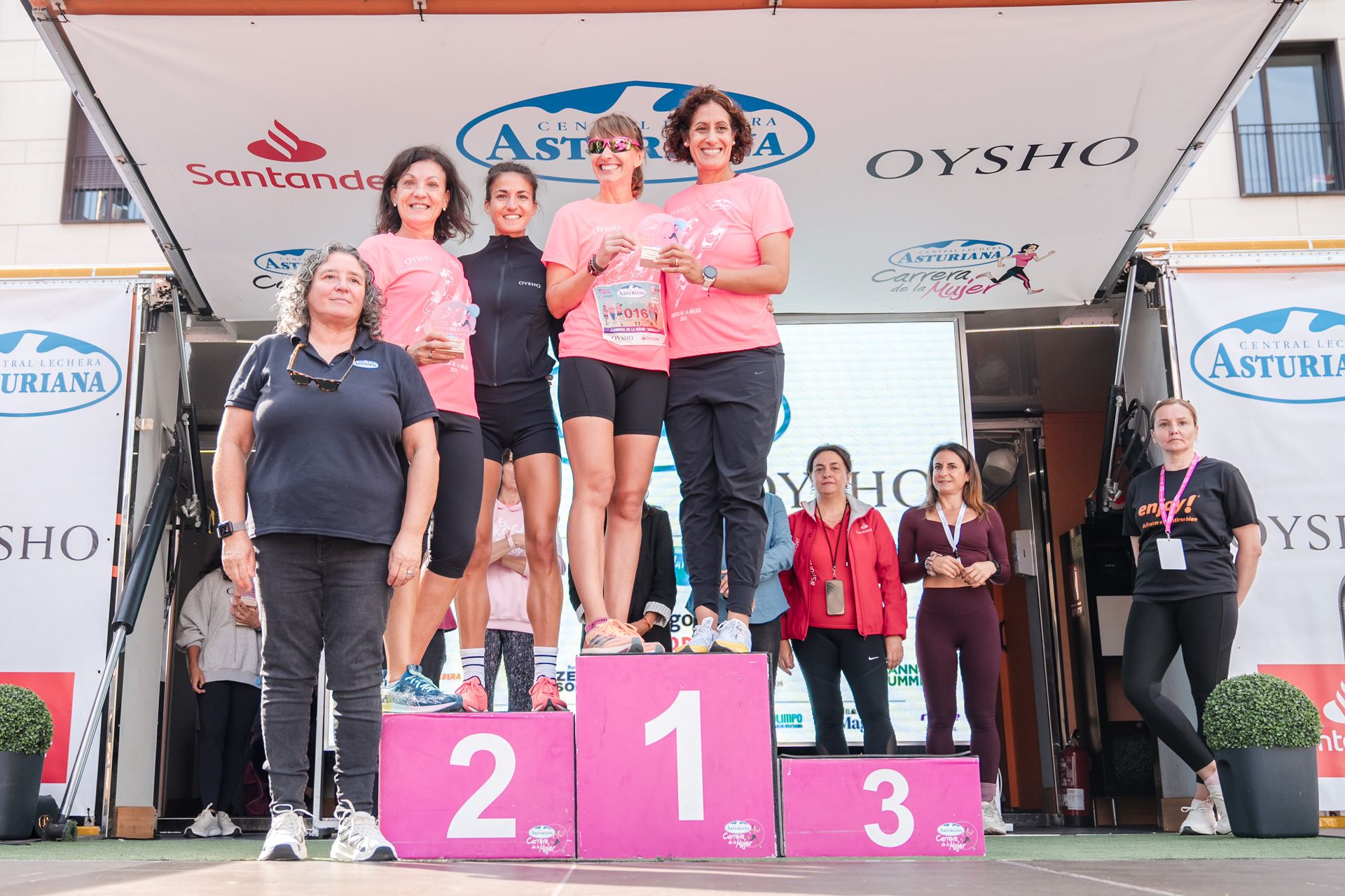 Las mejores fotos de la Carrera de la Mujer Central Lechera Asturiana de Zaragoza 2024 474