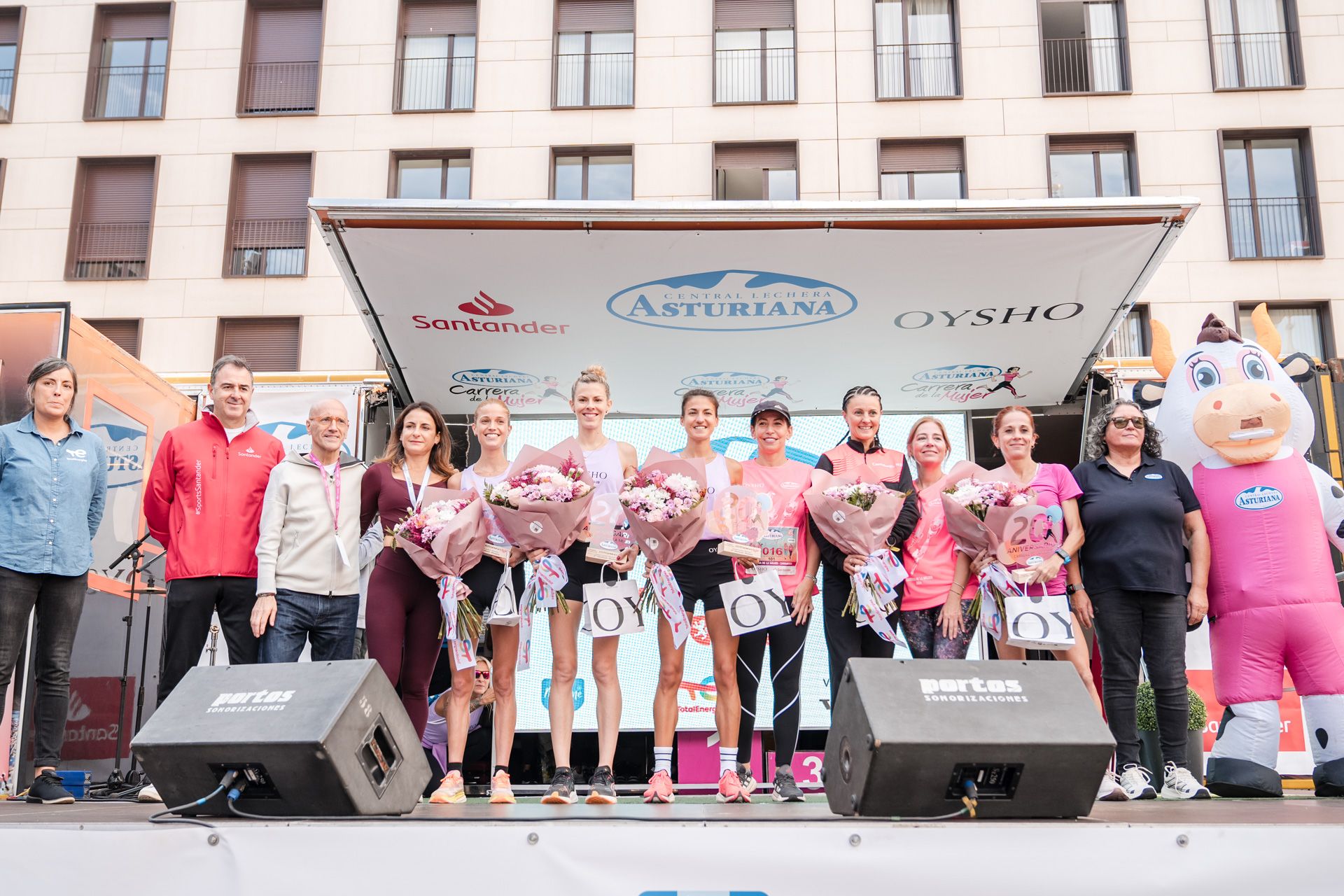 Las mejores fotos de la Carrera de la Mujer Central Lechera Asturiana de Zaragoza 2024 357