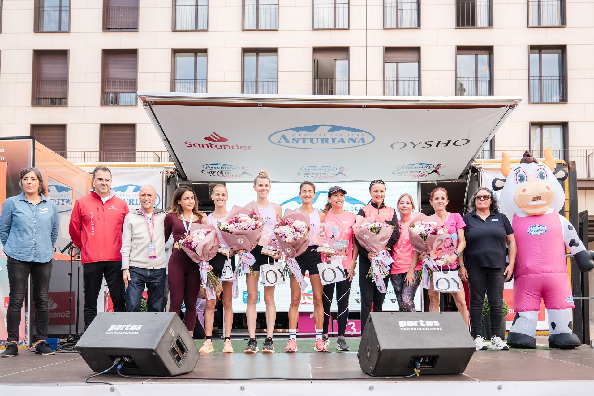 Las mejores fotos de la Carrera de la Mujer Central Lechera Asturiana de Zaragoza 2024 358