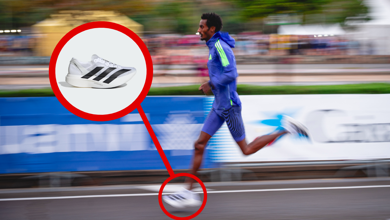 Detalle de las zapatillas usadas por Yomif Kejelcha en el Medio Maratón de Valencia 2024. VSM PHOTOEVENTS.