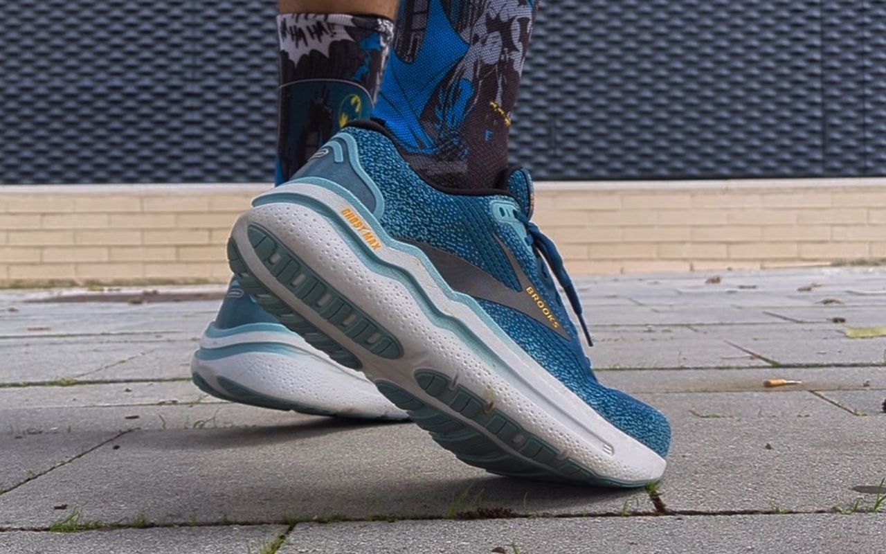 Detalle de las Brooks Ghost Max 2, una zapatilla que ahora probamos a fondo.