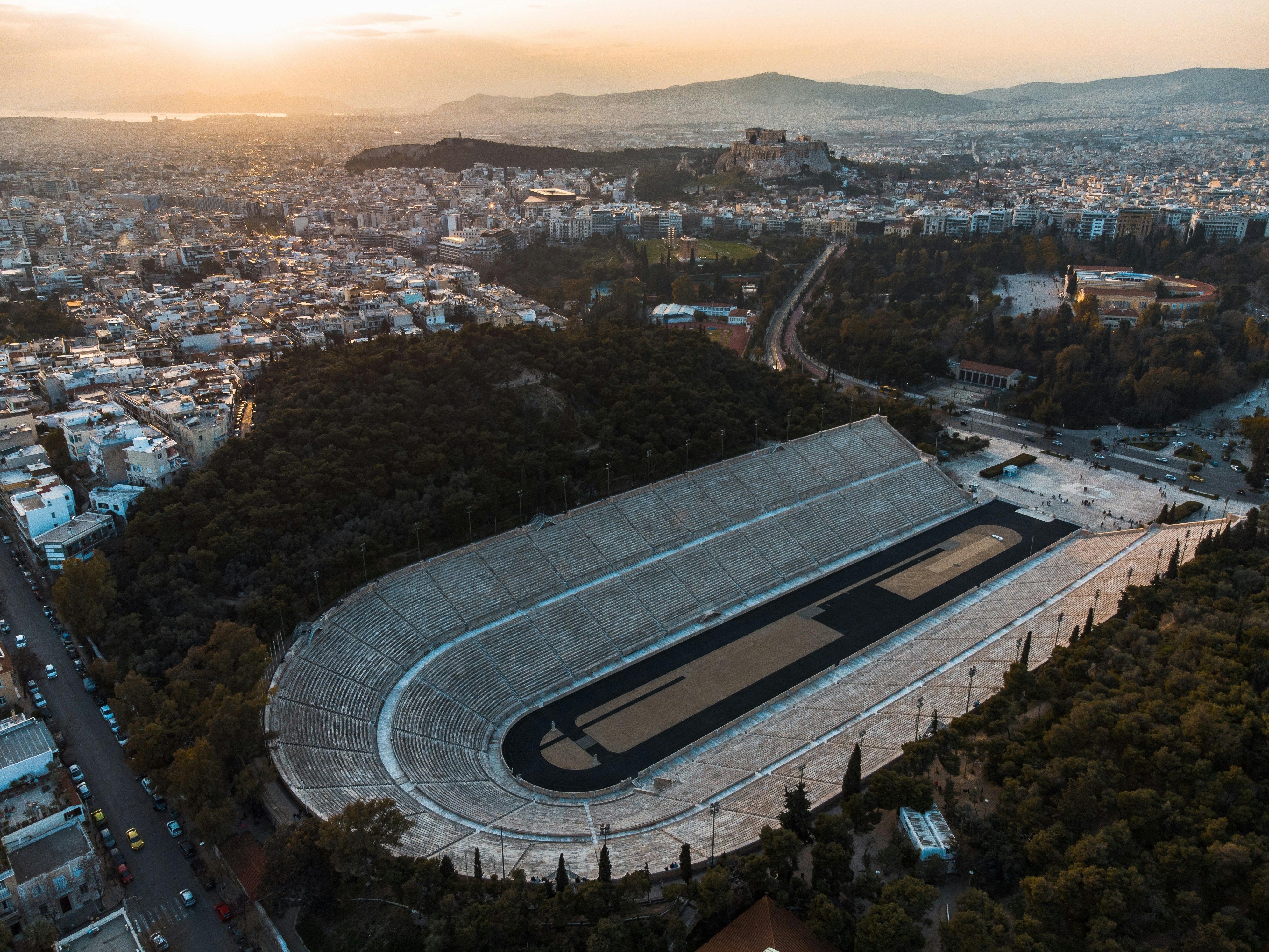 El Estadio Panathinaikó de Atenas al atardecer.