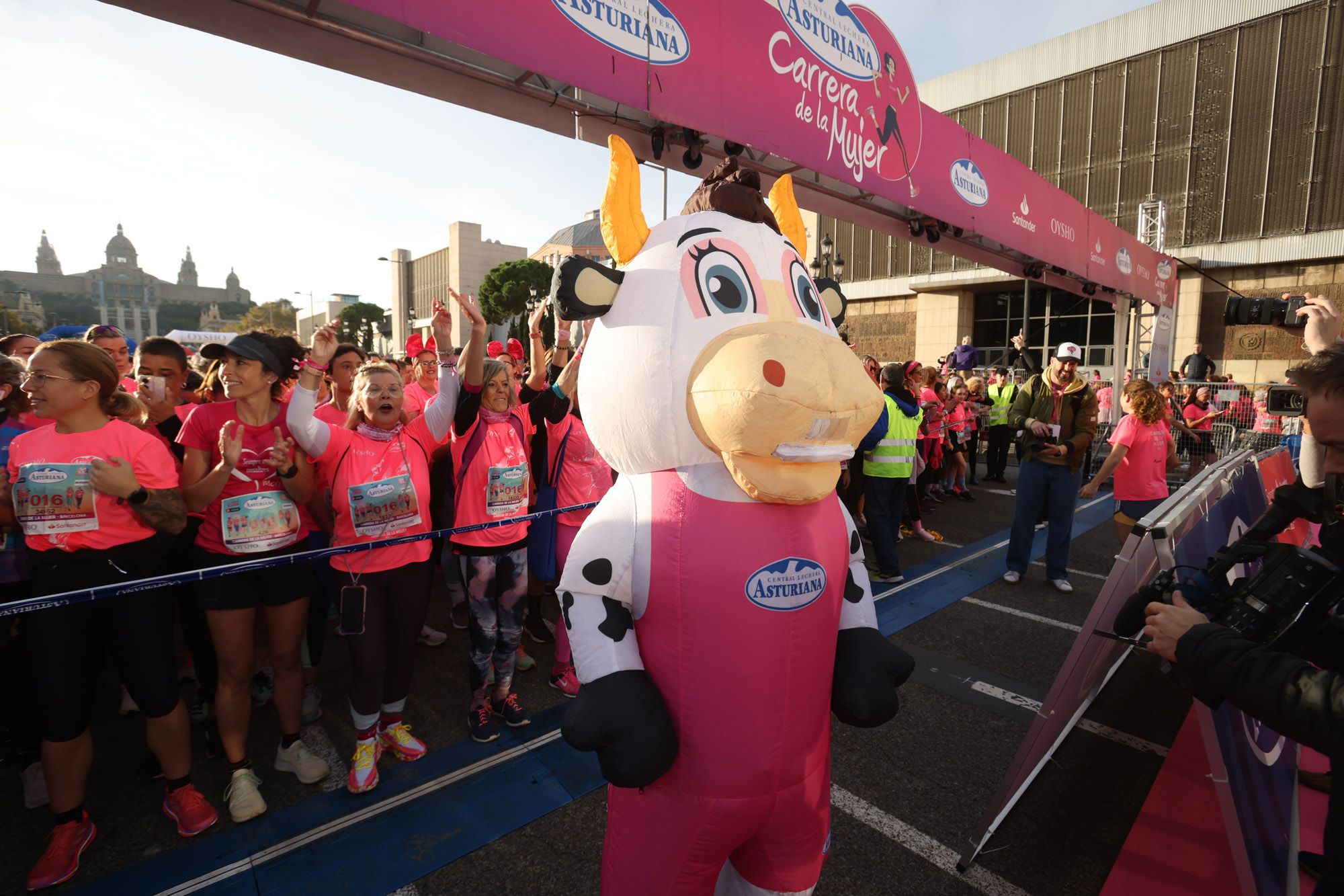 Las mejores fotos de la Carrera de la Mujer de Barcelona 2024. 3E5A8229