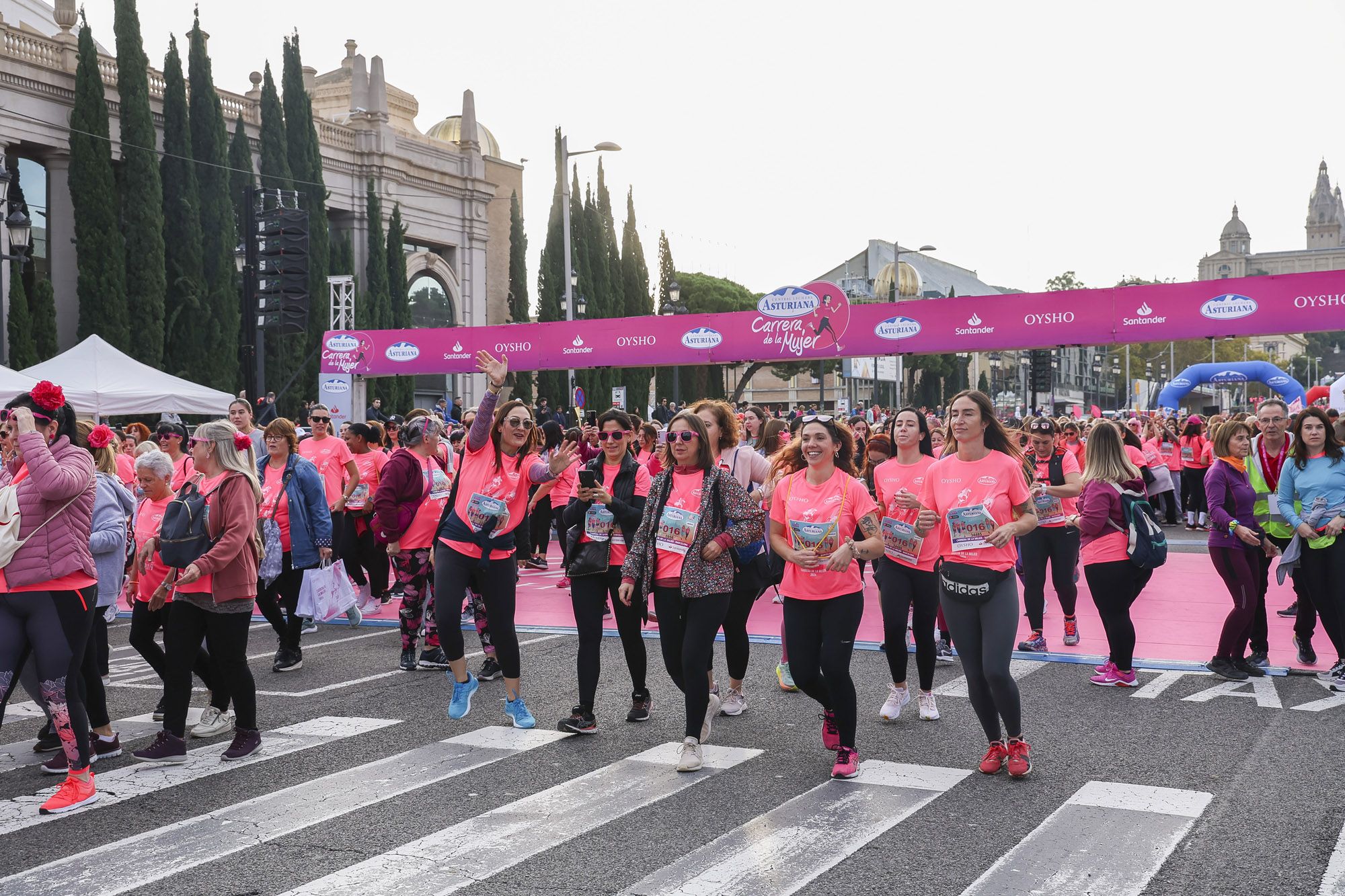 Las mejores fotos de la Carrera de la Mujer de Barcelona 2024. GL 09505