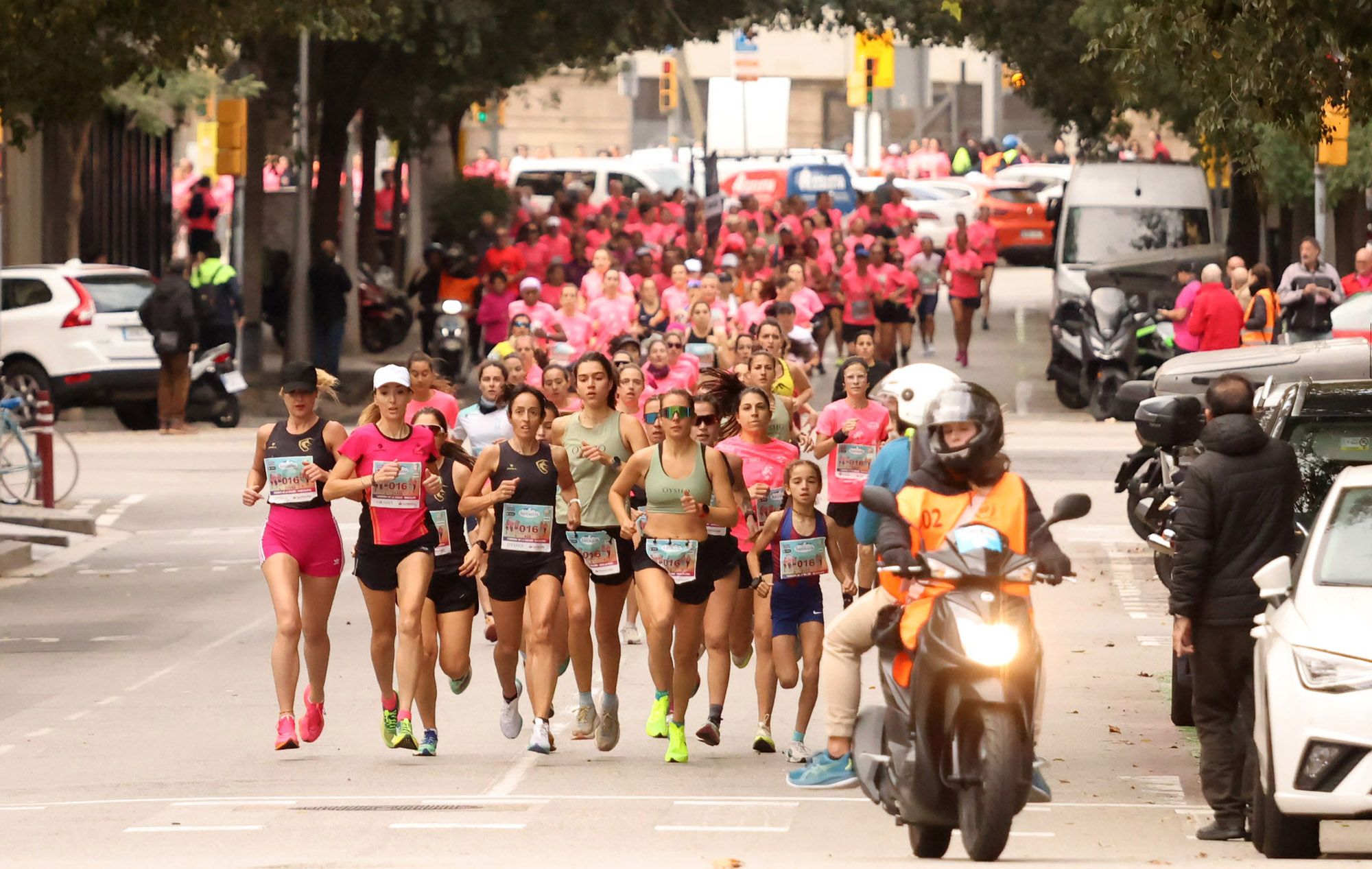 Las mejores fotos de la Carrera de la Mujer de Barcelona 2024. 3E5A8349