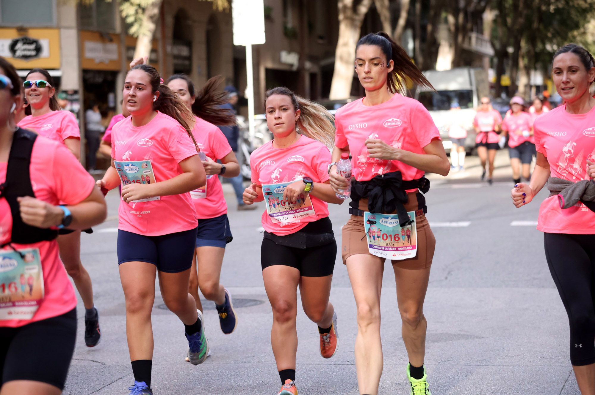 Las mejores fotos de la Carrera de la Mujer de Barcelona 2024. 3E5A8747