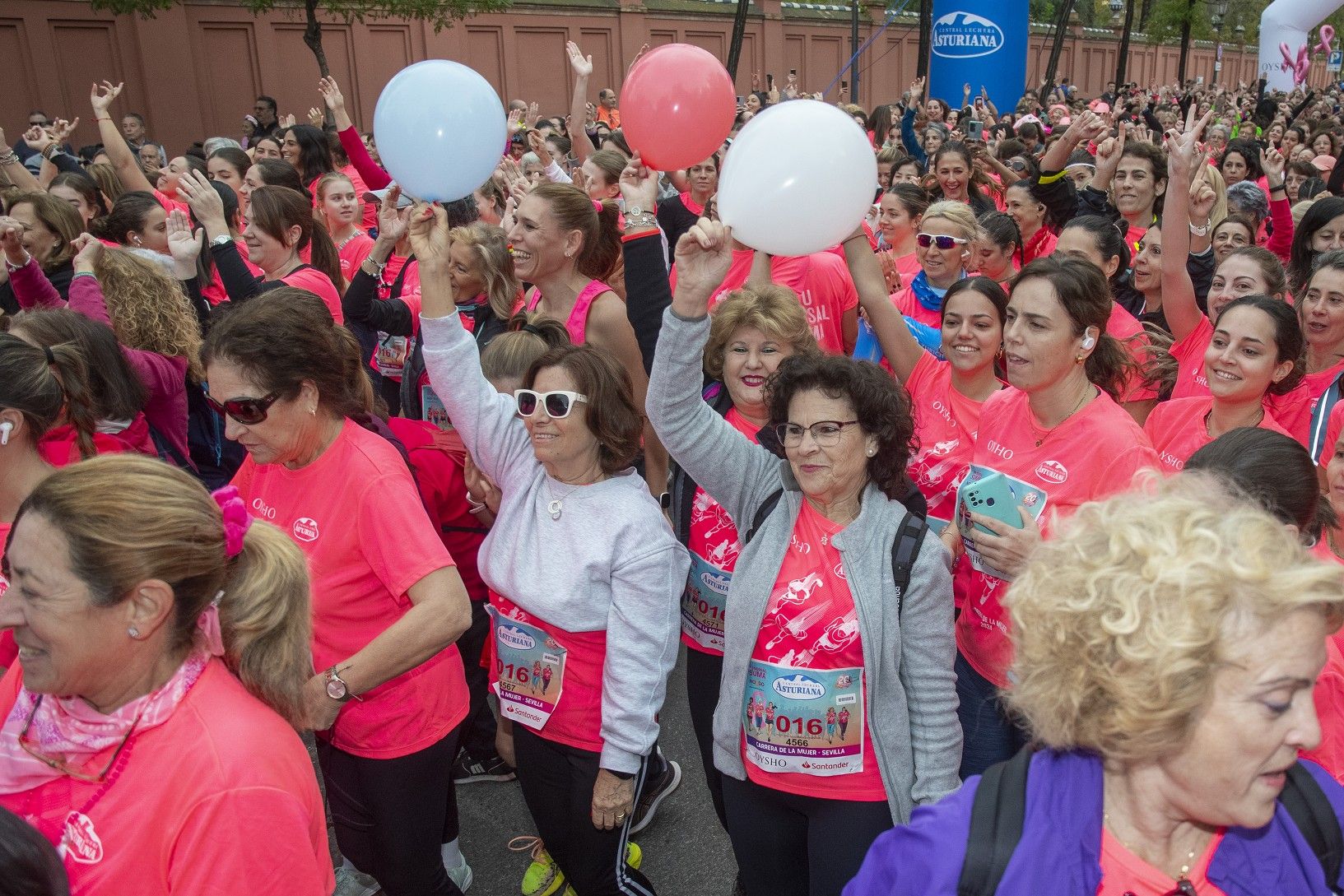 Las mejores fotos de la Carrera de la Mujer de Sevilla 2024. 017.
