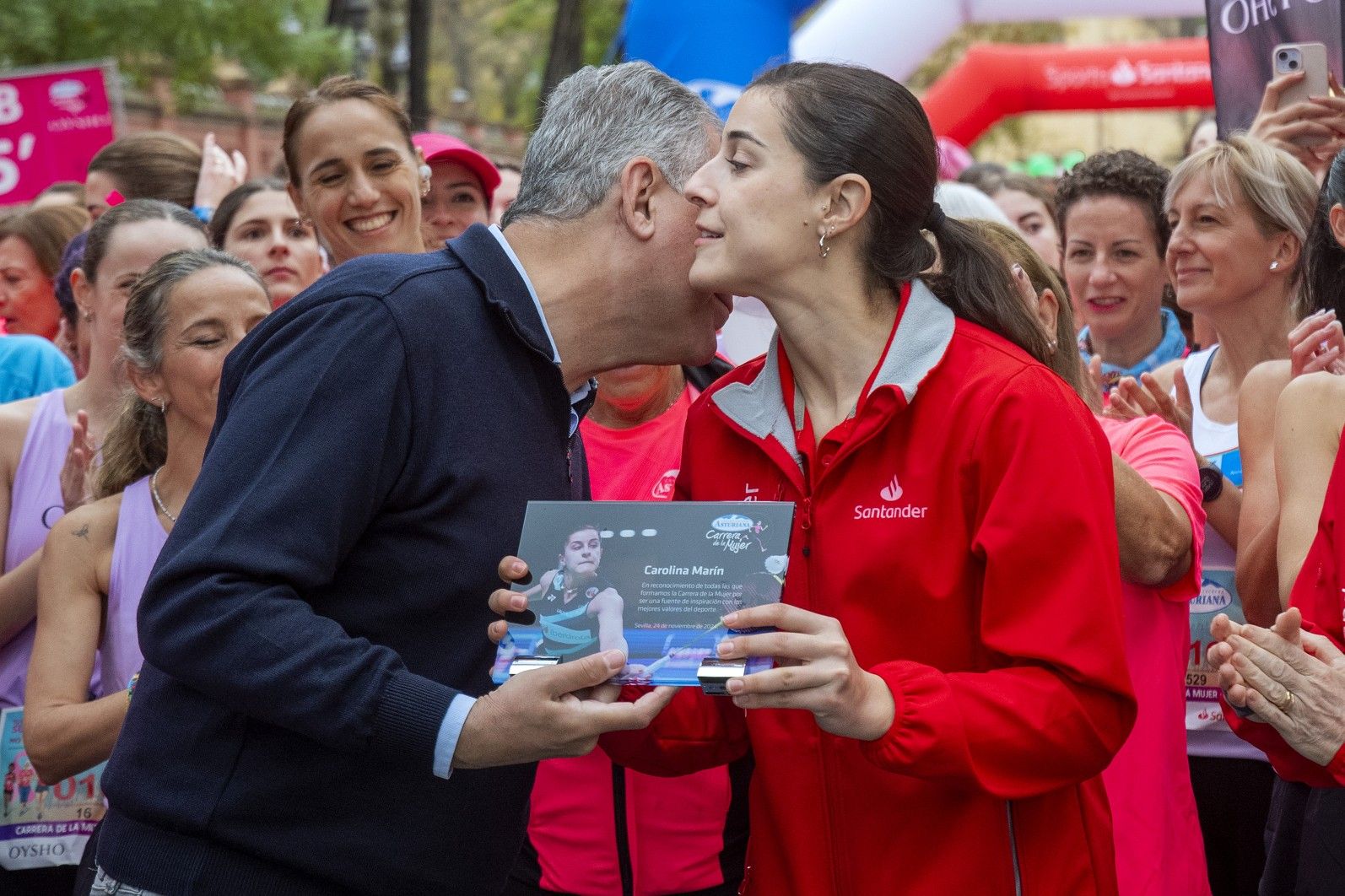 Las mejores fotos de la Carrera de la Mujer de Sevilla 2024. 025.