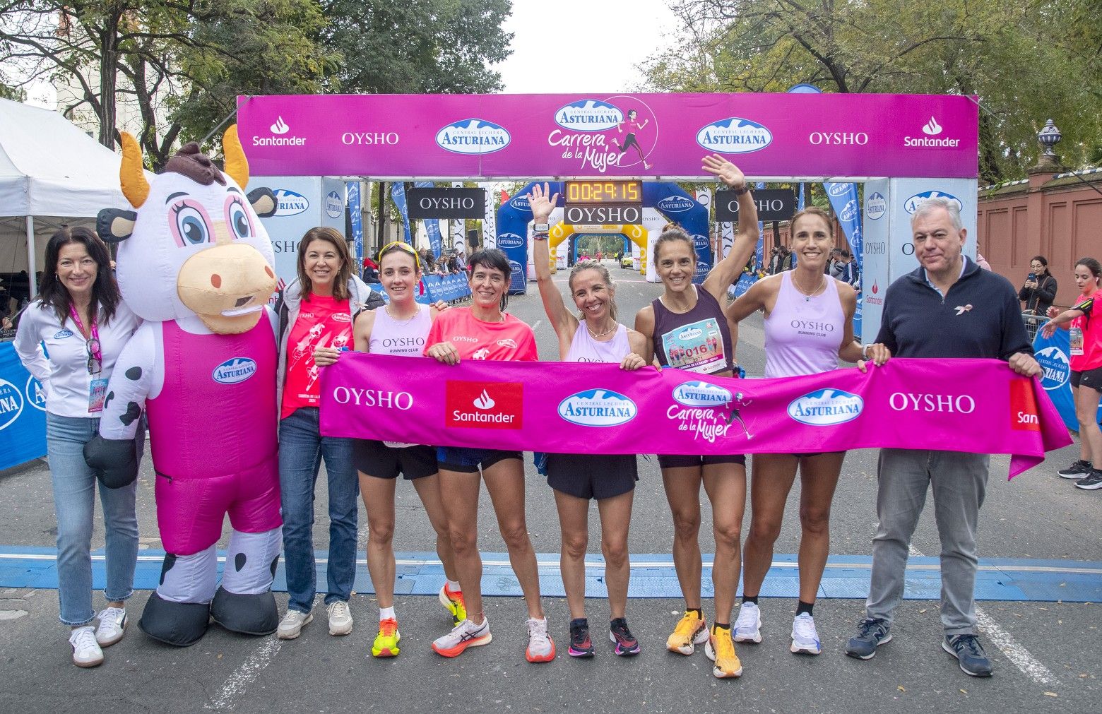 Las mejores fotos de la Carrera de la Mujer de Sevilla 2024. 142.