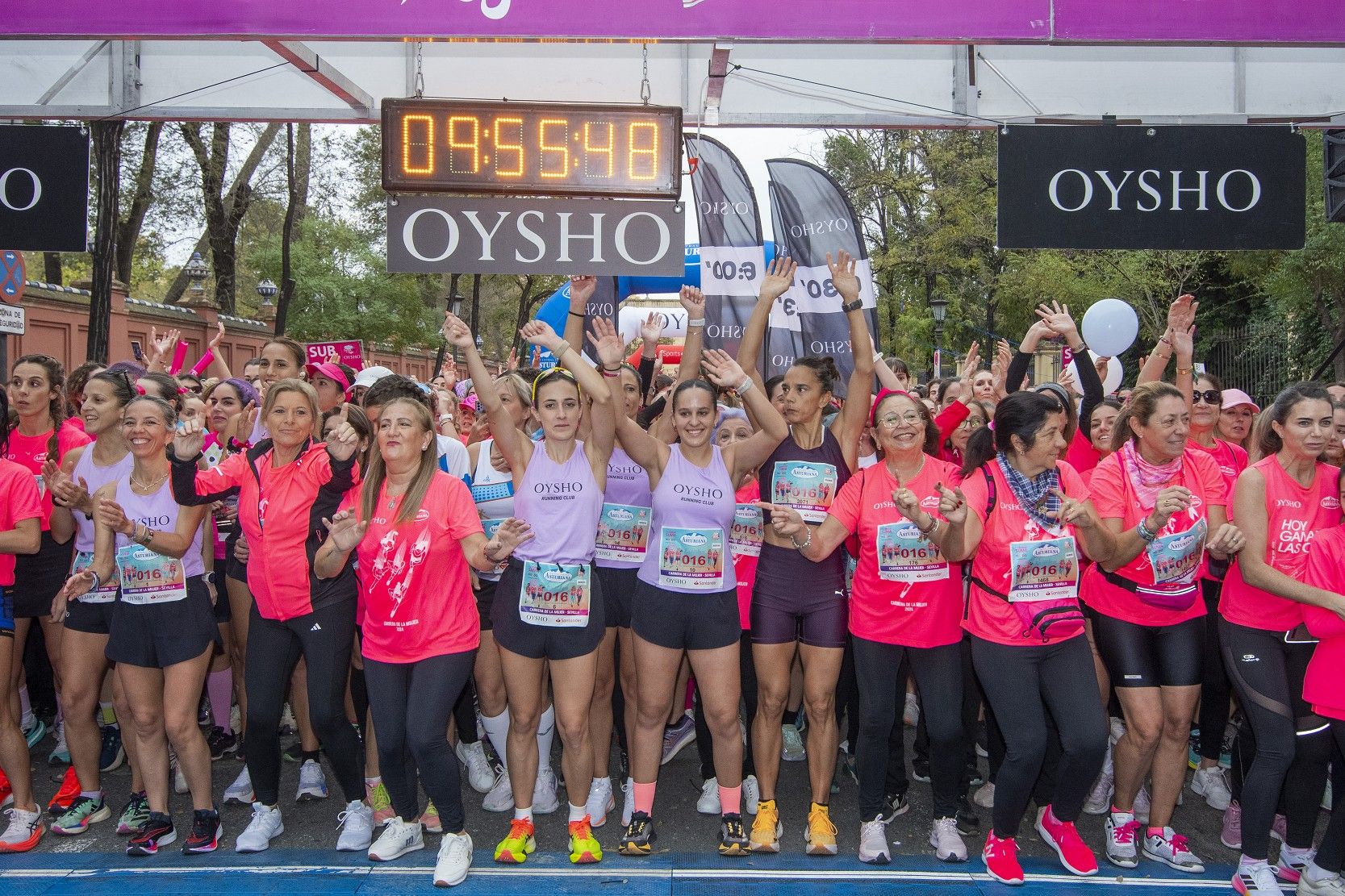 Las mejores fotos de la Carrera de la Mujer de Sevilla 2024. 033.