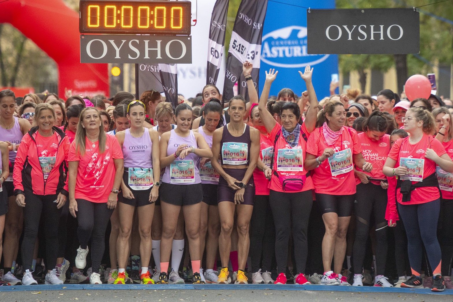 Las mejores fotos de la Carrera de la Mujer de Sevilla 2024. 036.