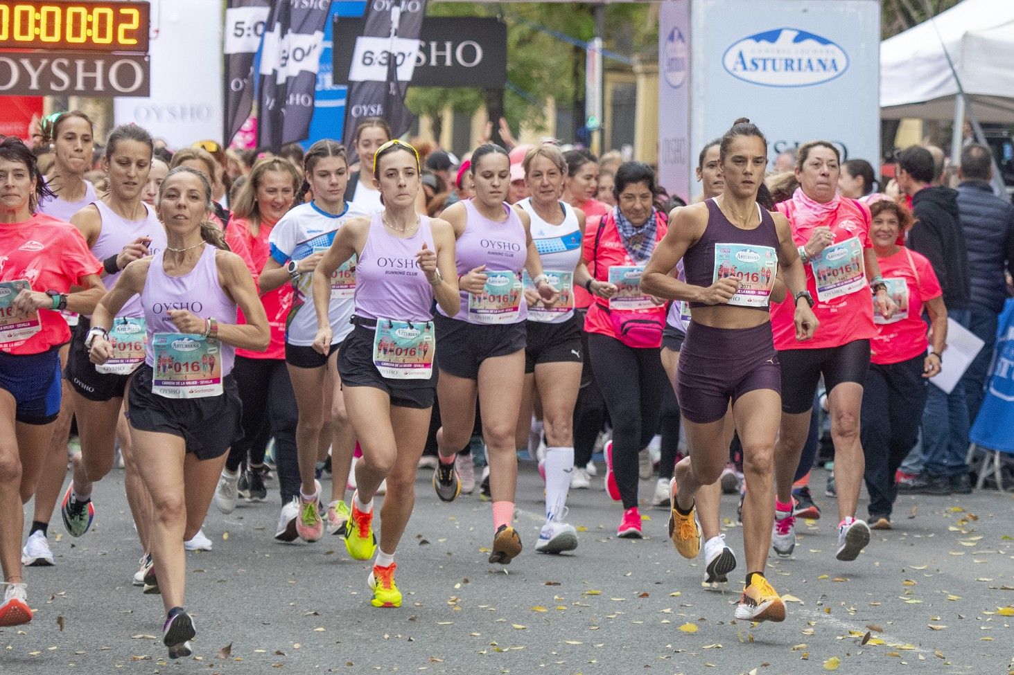 Las mejores fotos de la Carrera de la Mujer de Sevilla 2024. 040.