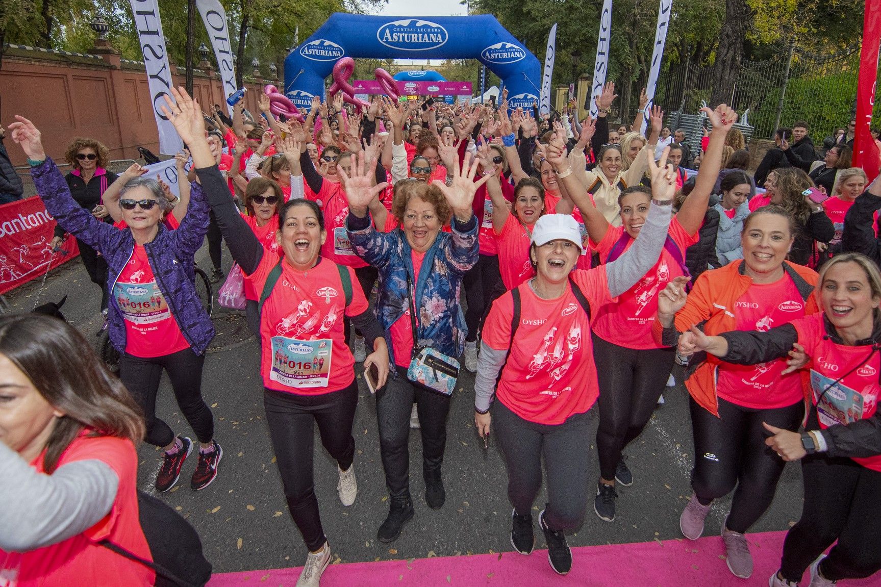 Las mejores fotos de la Carrera de la Mujer de Sevilla 2024. 066.