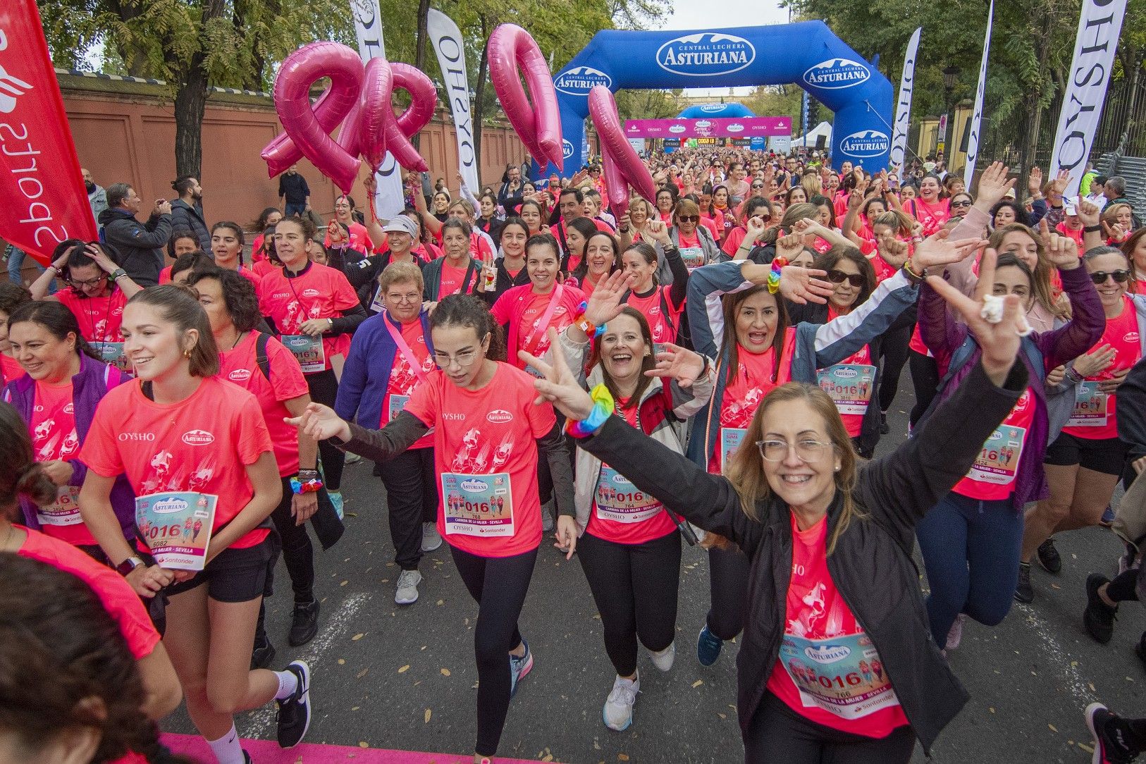 Las mejores fotos de la Carrera de la Mujer de Sevilla 2024. 069.