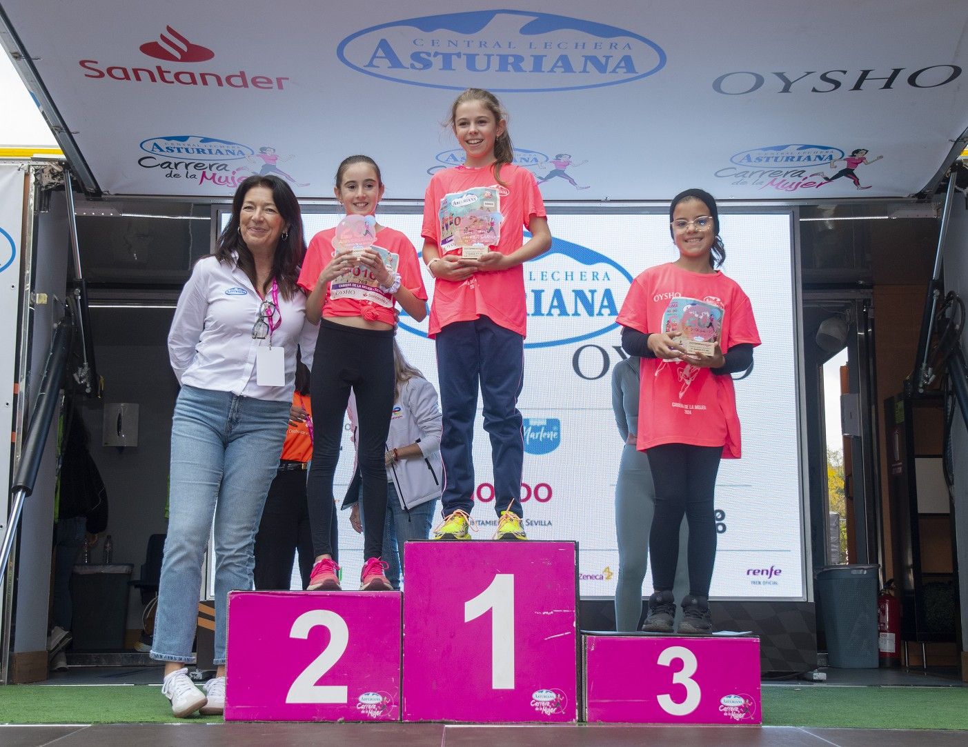 Las mejores fotos de la Carrera de la Mujer de Sevilla 2024. 337.