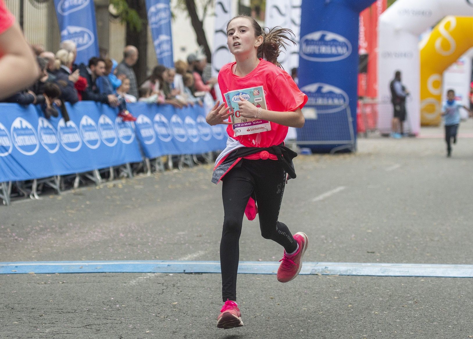 Las mejores fotos de la Carrera de la Mujer de Sevilla 2024. 195.