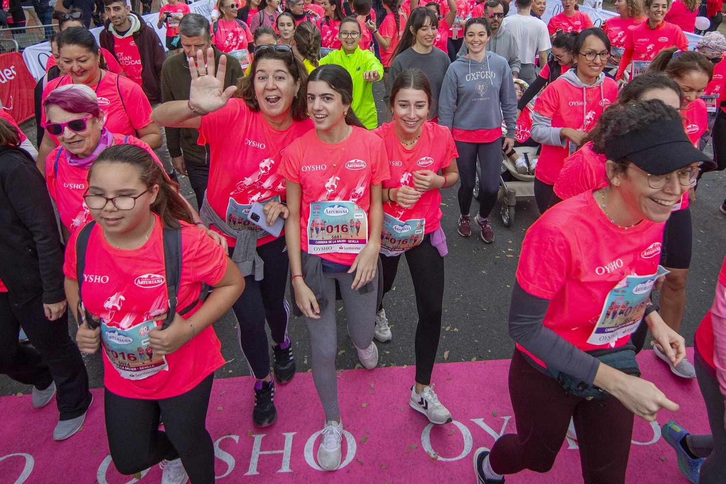 Las mejores fotos de la Carrera de la Mujer de Sevilla 2024. 079.