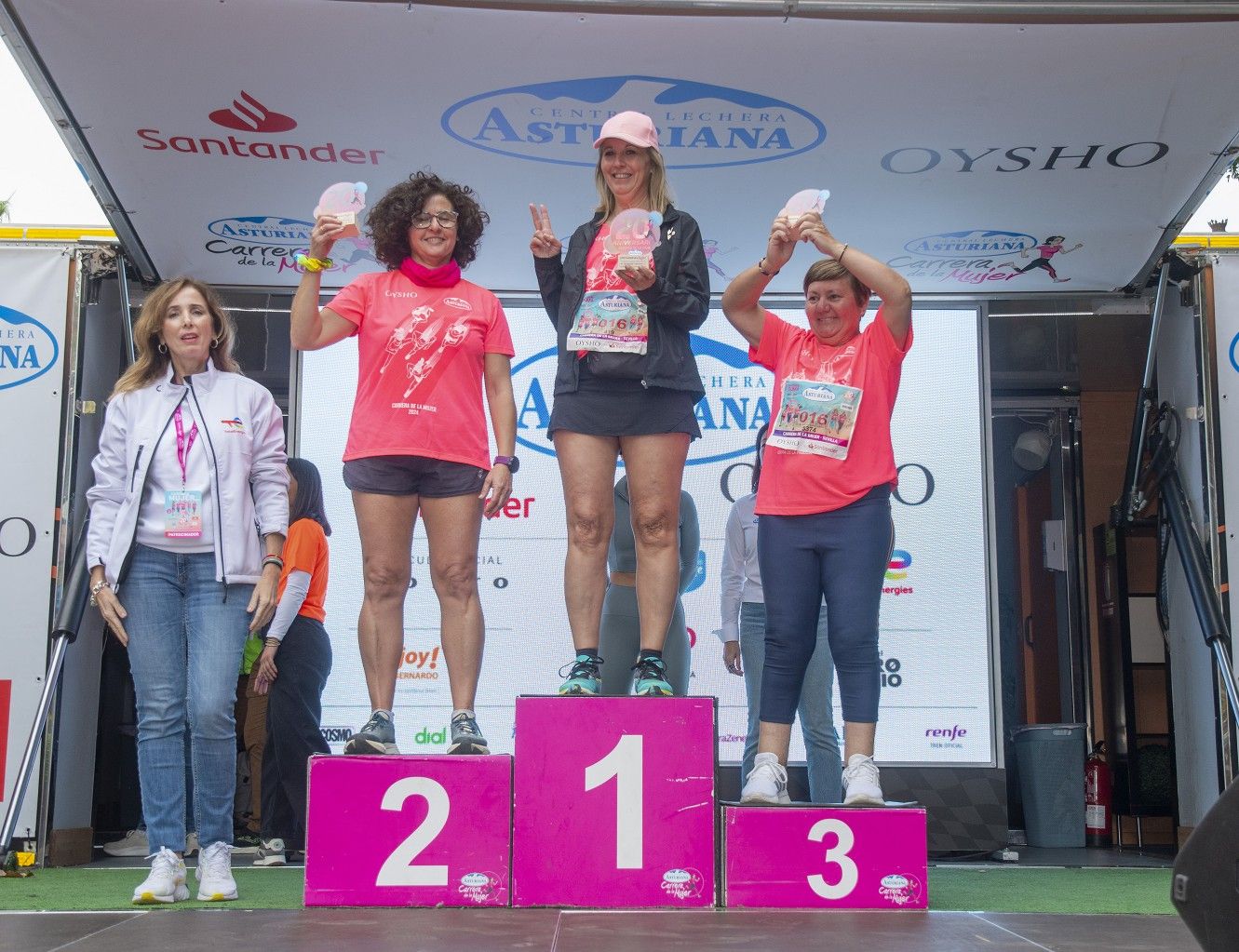 Las mejores fotos de la Carrera de la Mujer de Sevilla 2024. 344.