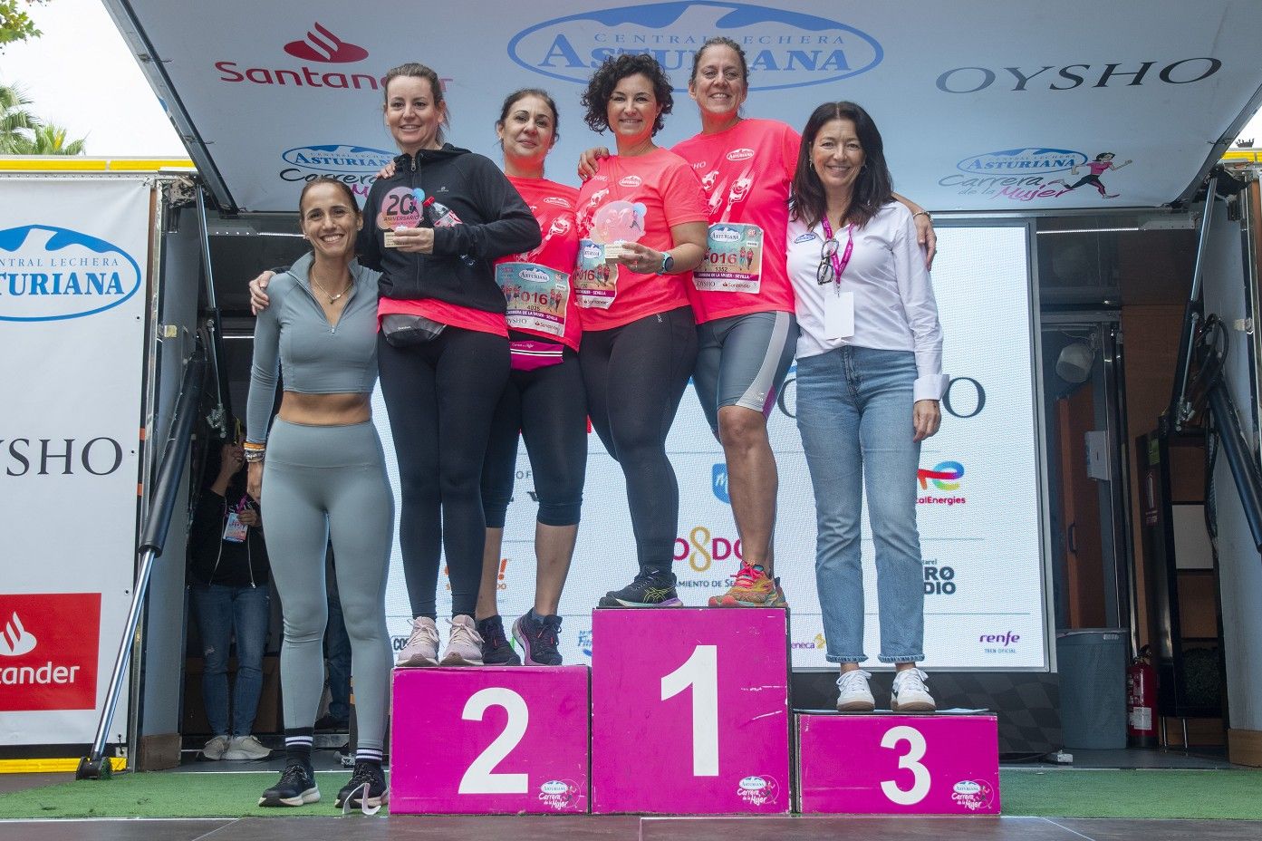 Las mejores fotos de la Carrera de la Mujer de Sevilla 2024. 358.