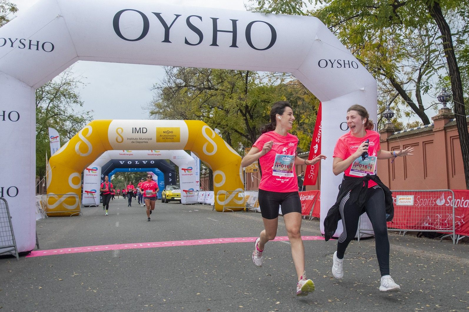 Las mejores fotos de la Carrera de la Mujer de Sevilla 2024. 215.