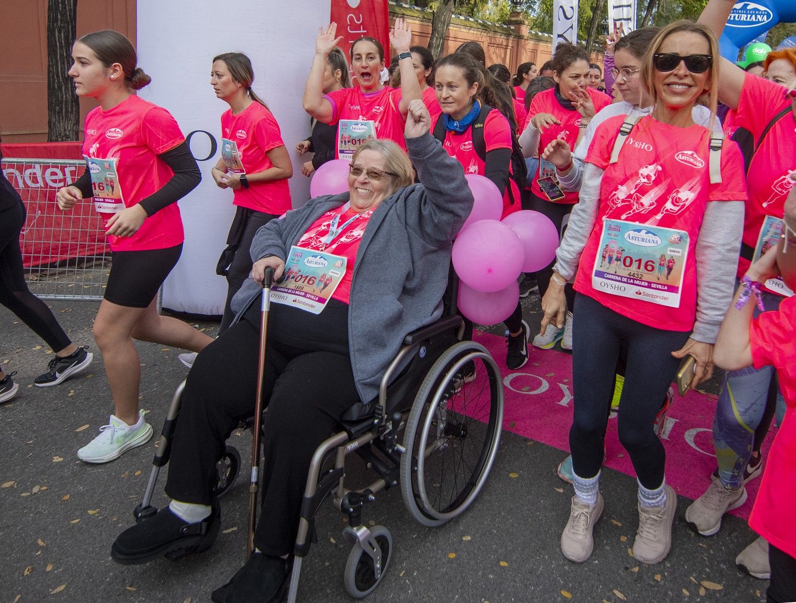 Las mejores fotos de la Carrera de la Mujer de Sevilla 2024. 103.
