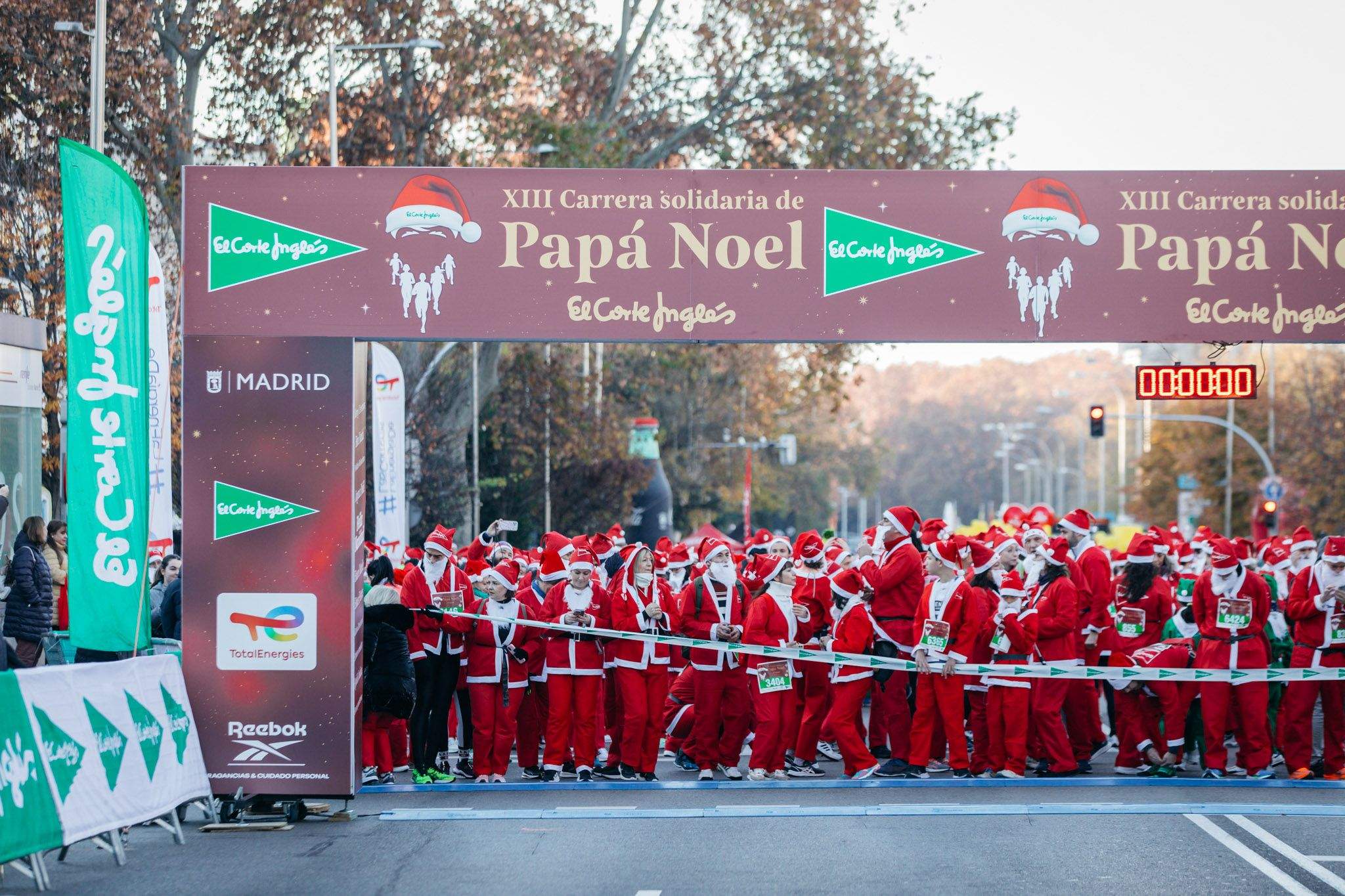 Las mejores fotos de la Carrera de Papá Noel 2024   PREVIA Y SALIDA. (46)