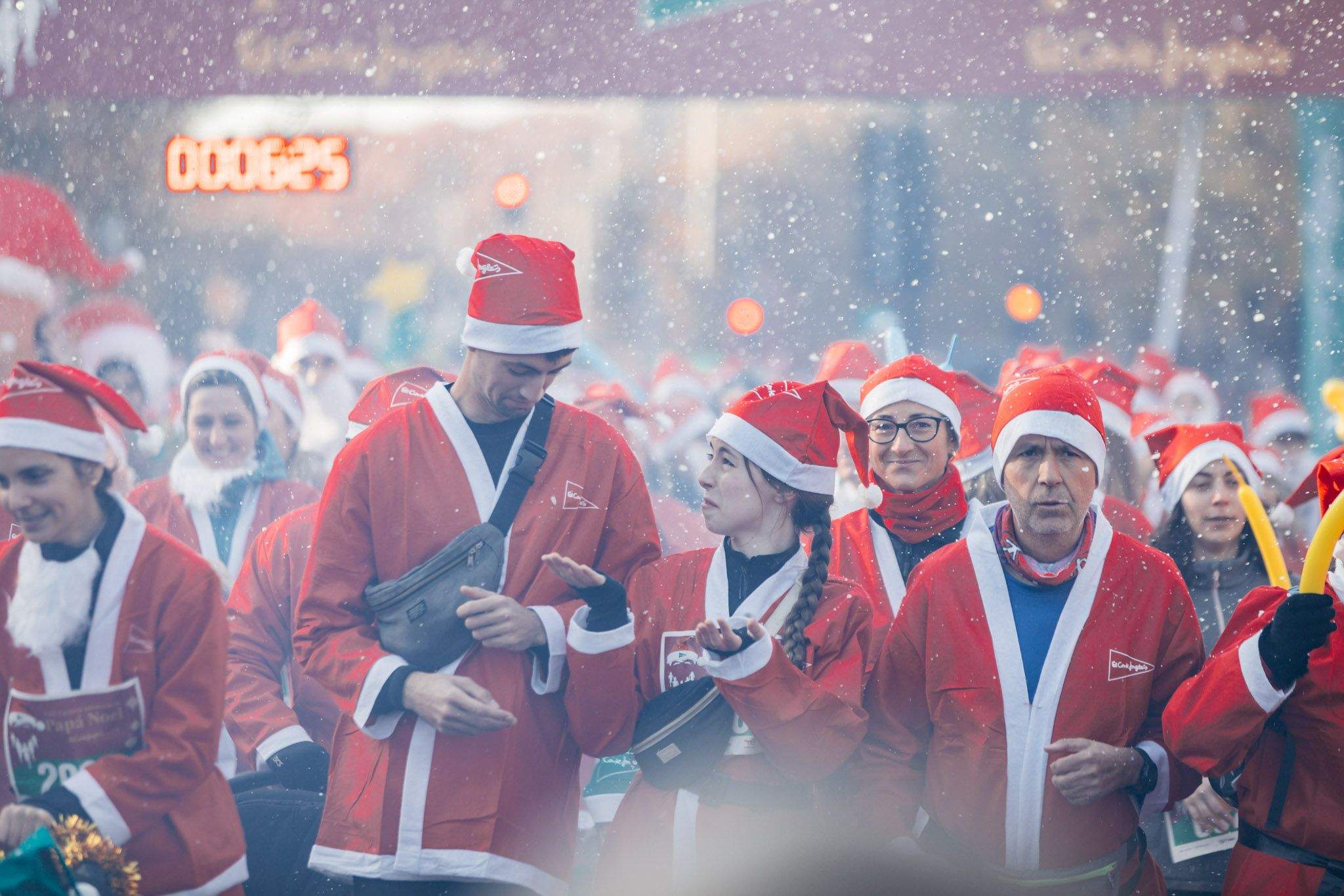 Las mejores fotos de la Carrera de Papá Noel 2024   PREVIA Y SALIDA. (176)