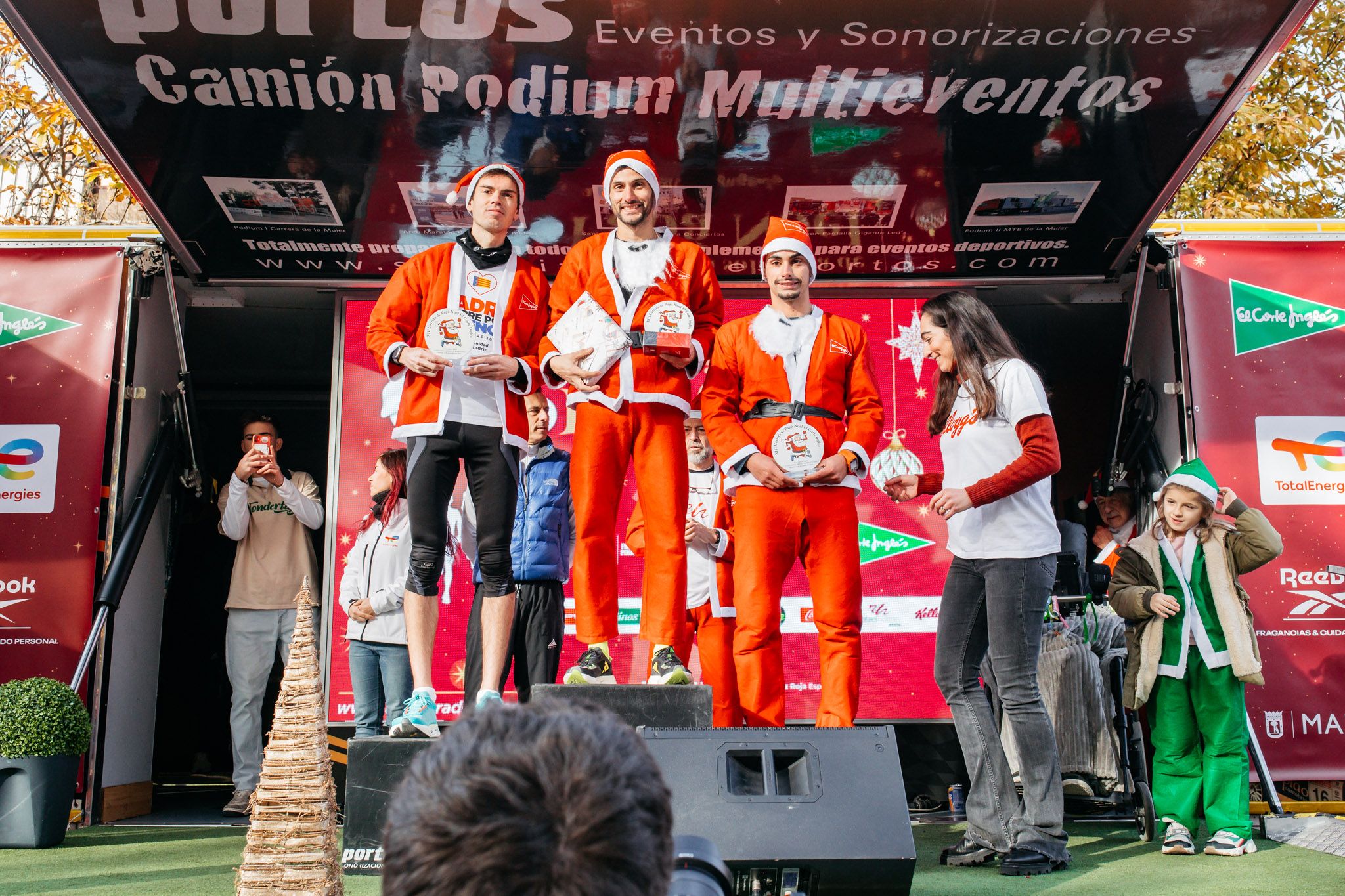 Las mejores fotos de la Carrera de Papá Noel 2024   PREMIACIÓN.3