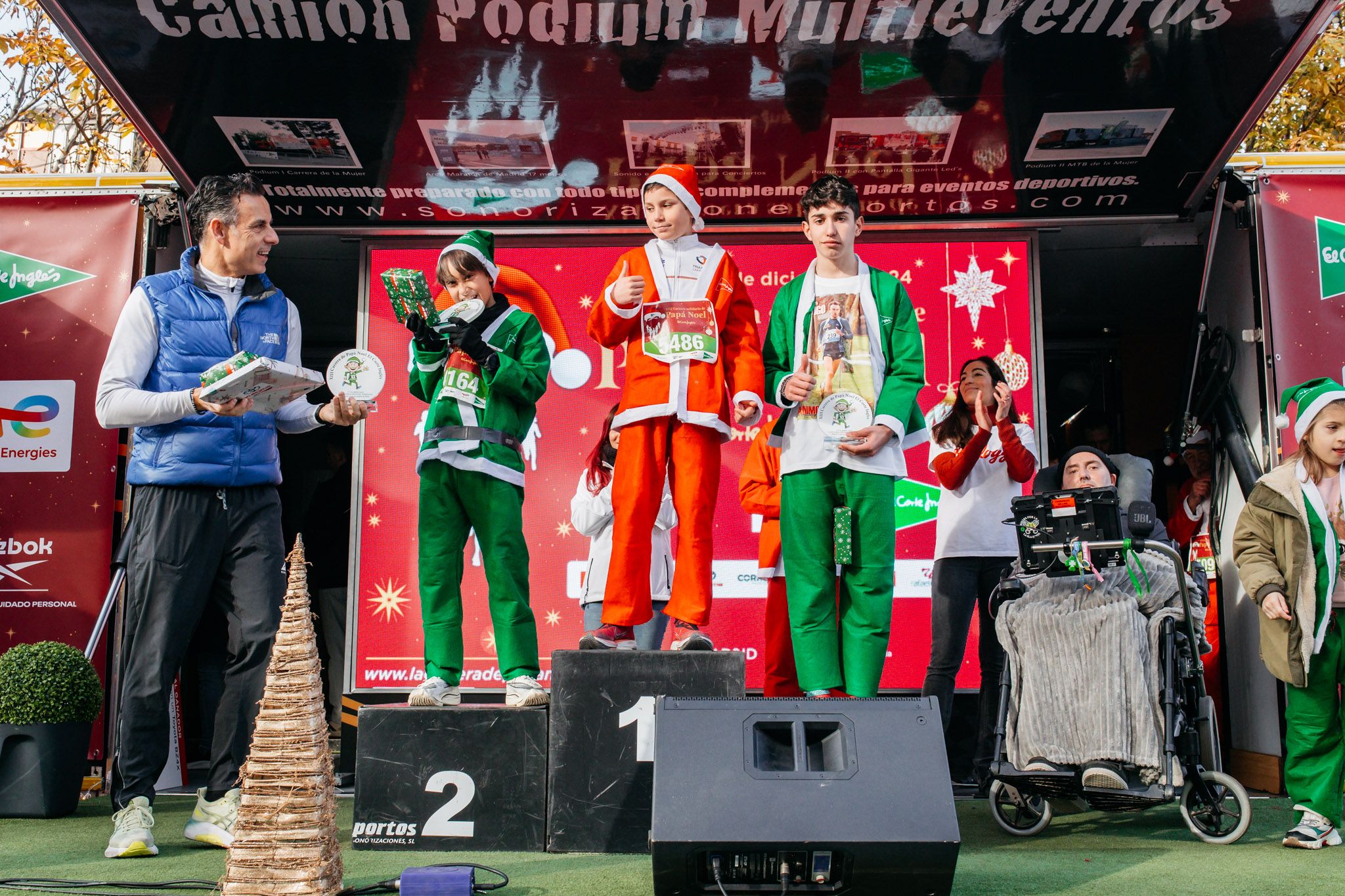 Las mejores fotos de la Carrera de Papá Noel 2024   PREMIACIÓN.11