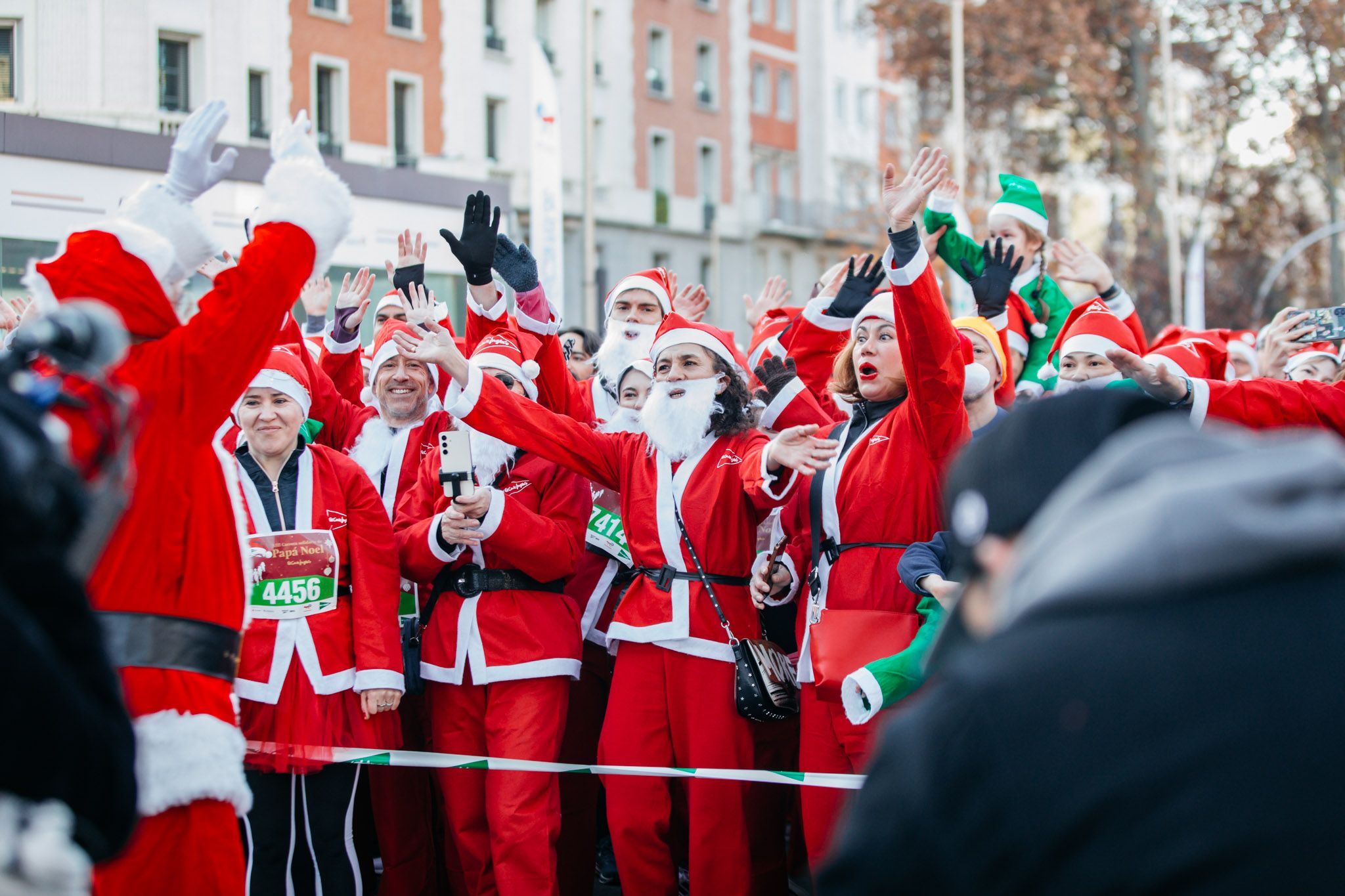 Las 40 mejores fotos de la Carrera de Papá Noel 2024. (13)