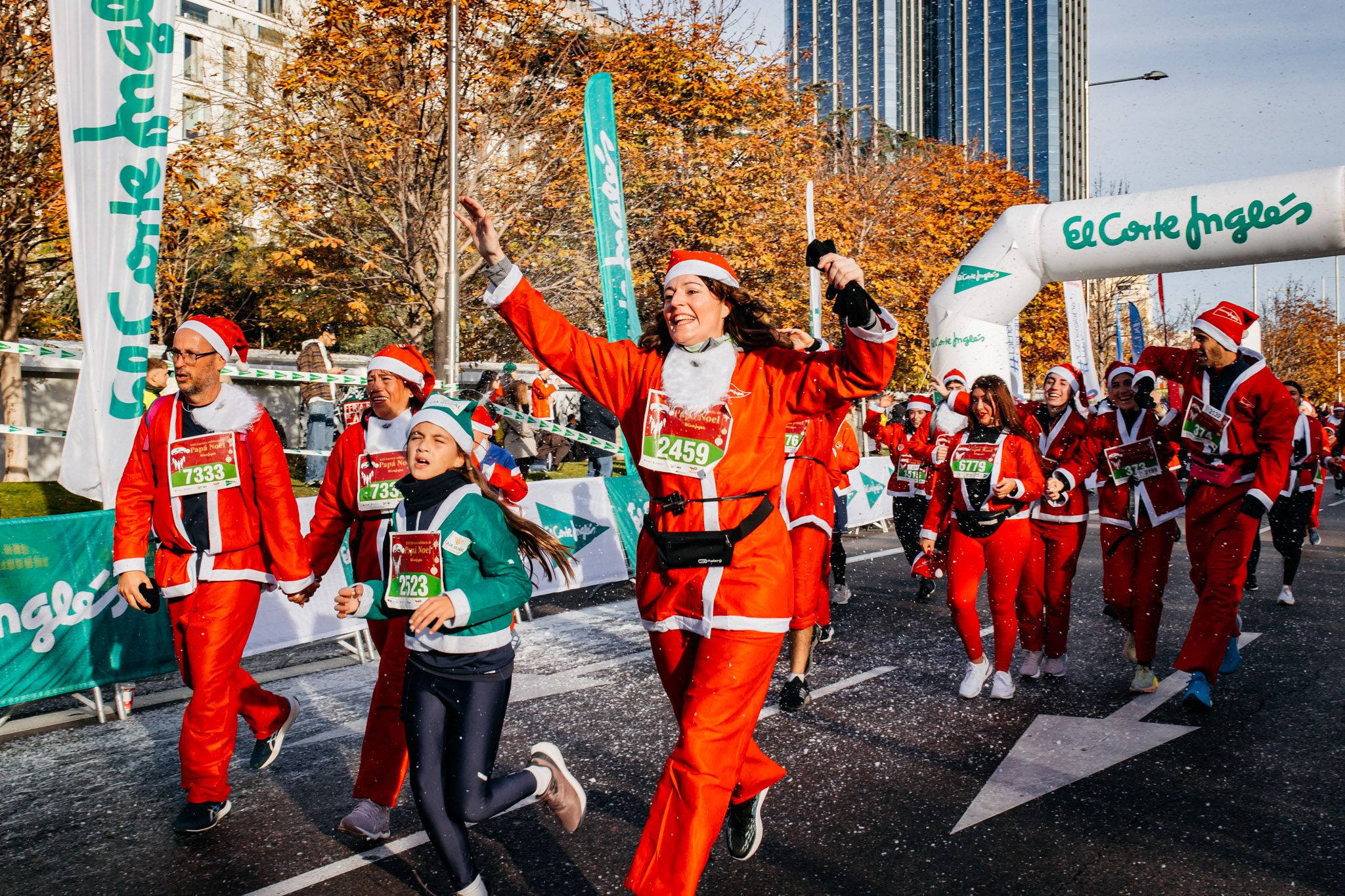 Las 40 mejores fotos de la Carrera de Papá Noel 2024. (27)