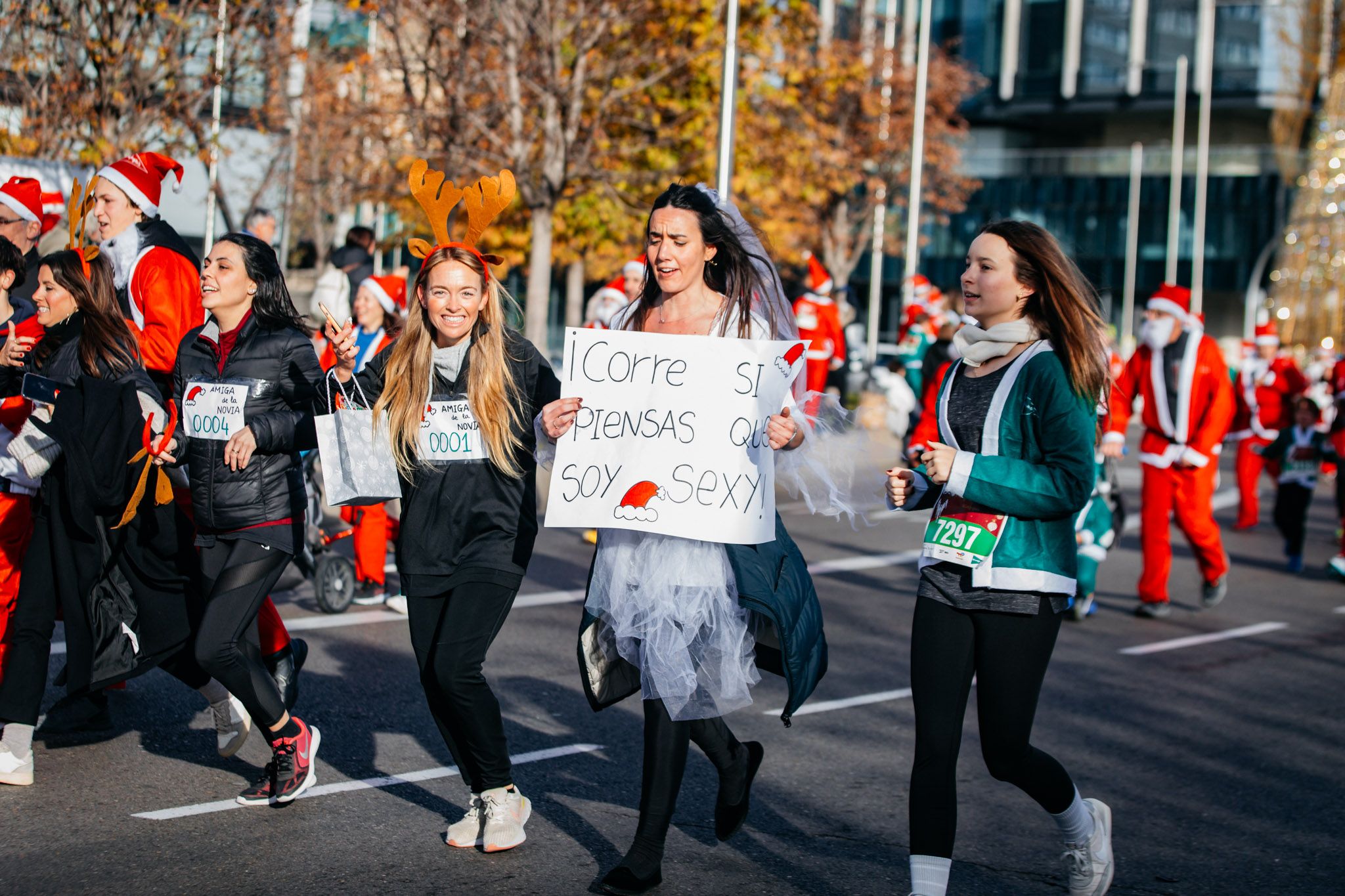 Las 40 mejores fotos de la Carrera de Papá Noel 2024. (31)