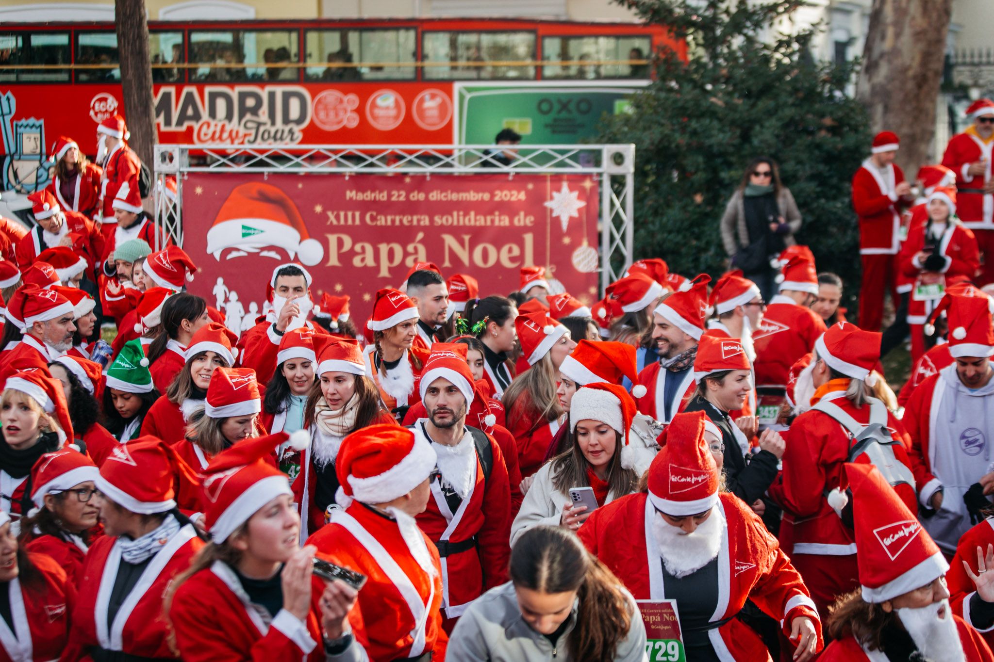 Las 40 mejores fotos de la Carrera de Papá Noel 2024. (34)