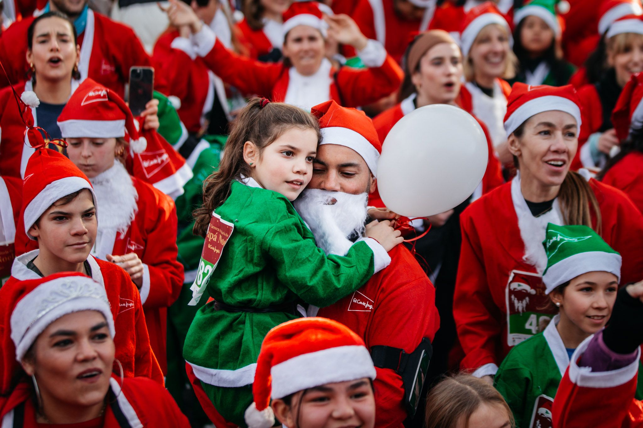 Las 40 mejores fotos de la Carrera de Papá Noel 2024. (37)
