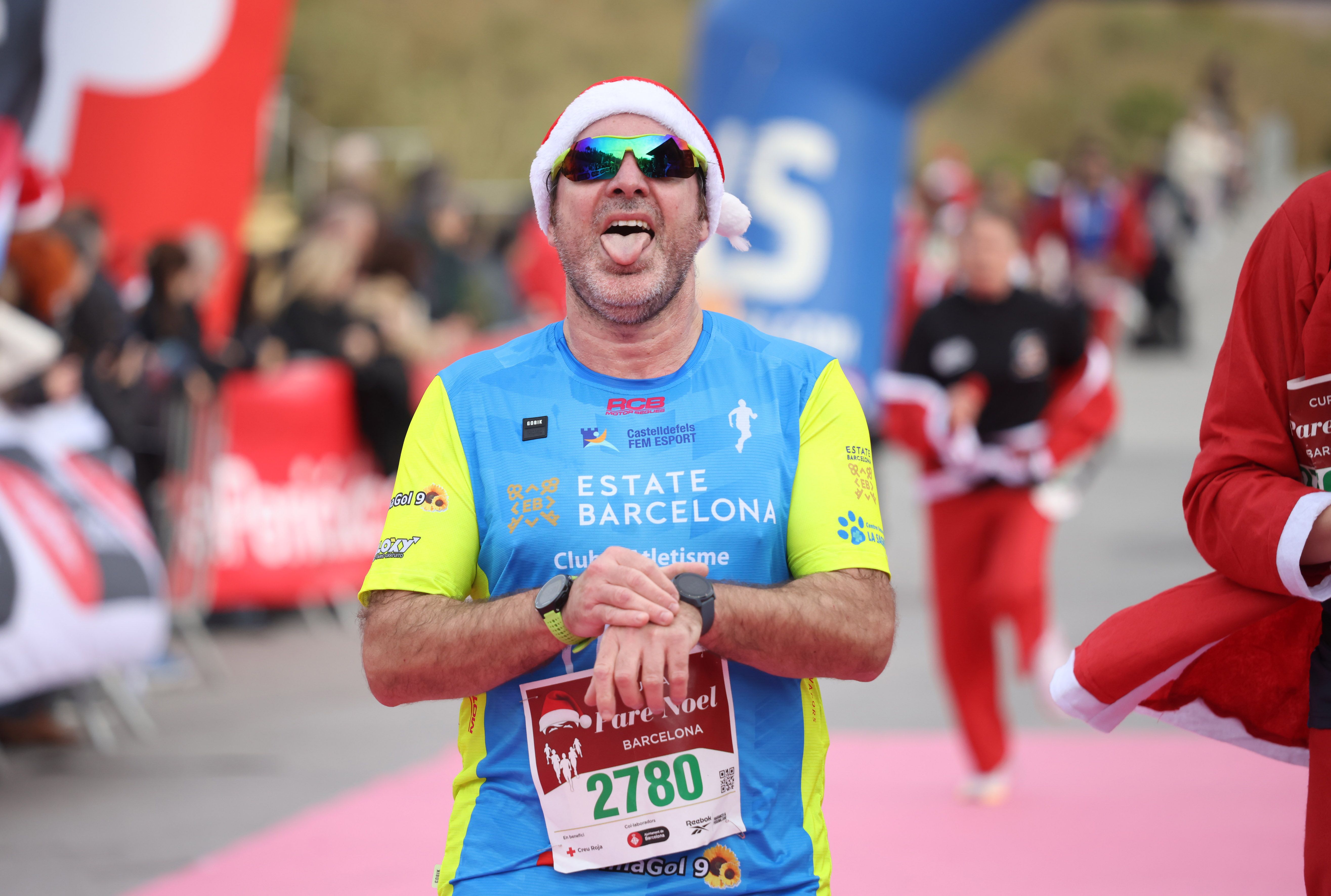 Las mejores fotos de la Carrera de Papá Noel de Barcelona 2024. 543