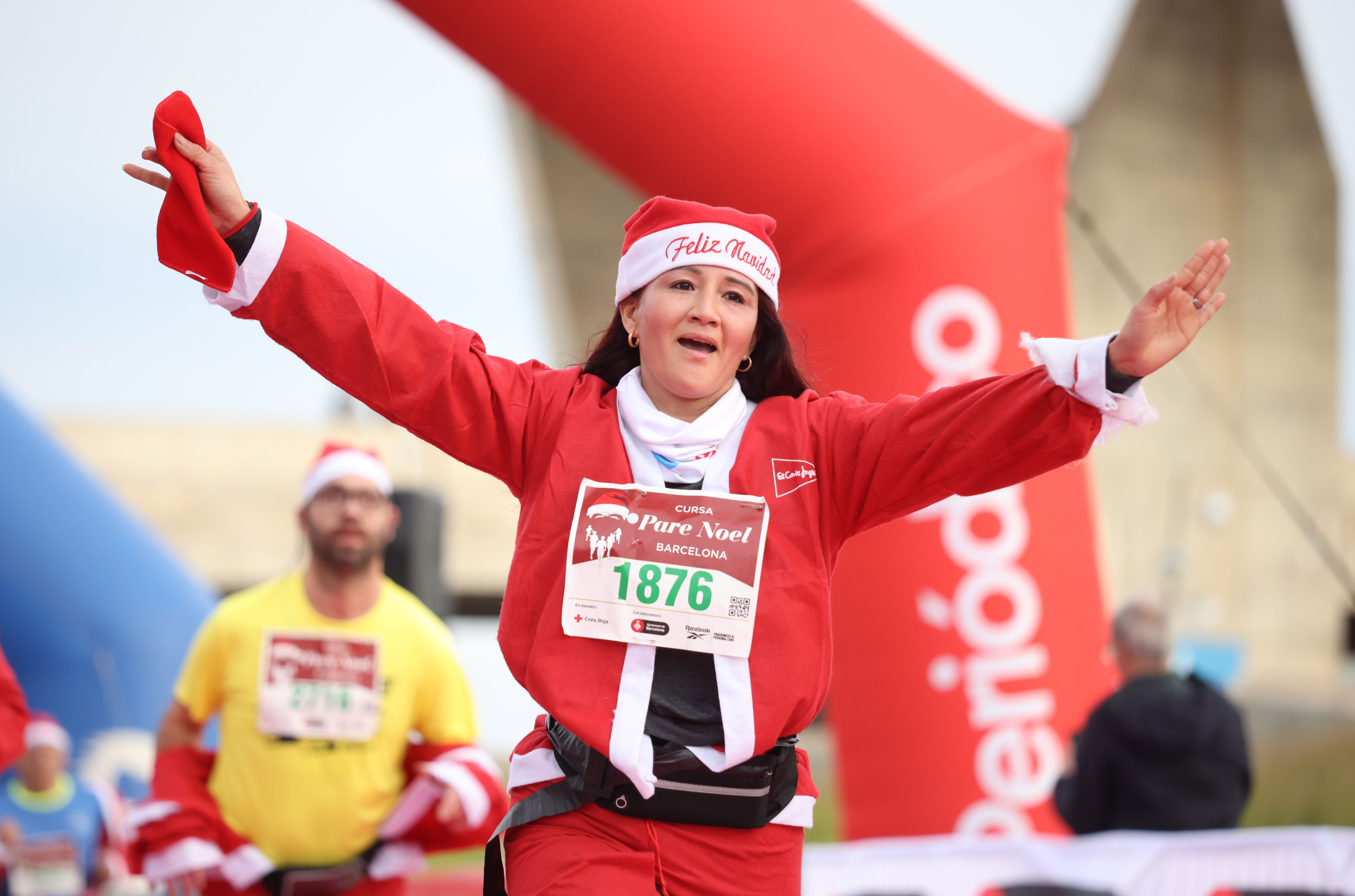 Las mejores fotos de la Carrera de Papá Noel de Barcelona 2024. 552