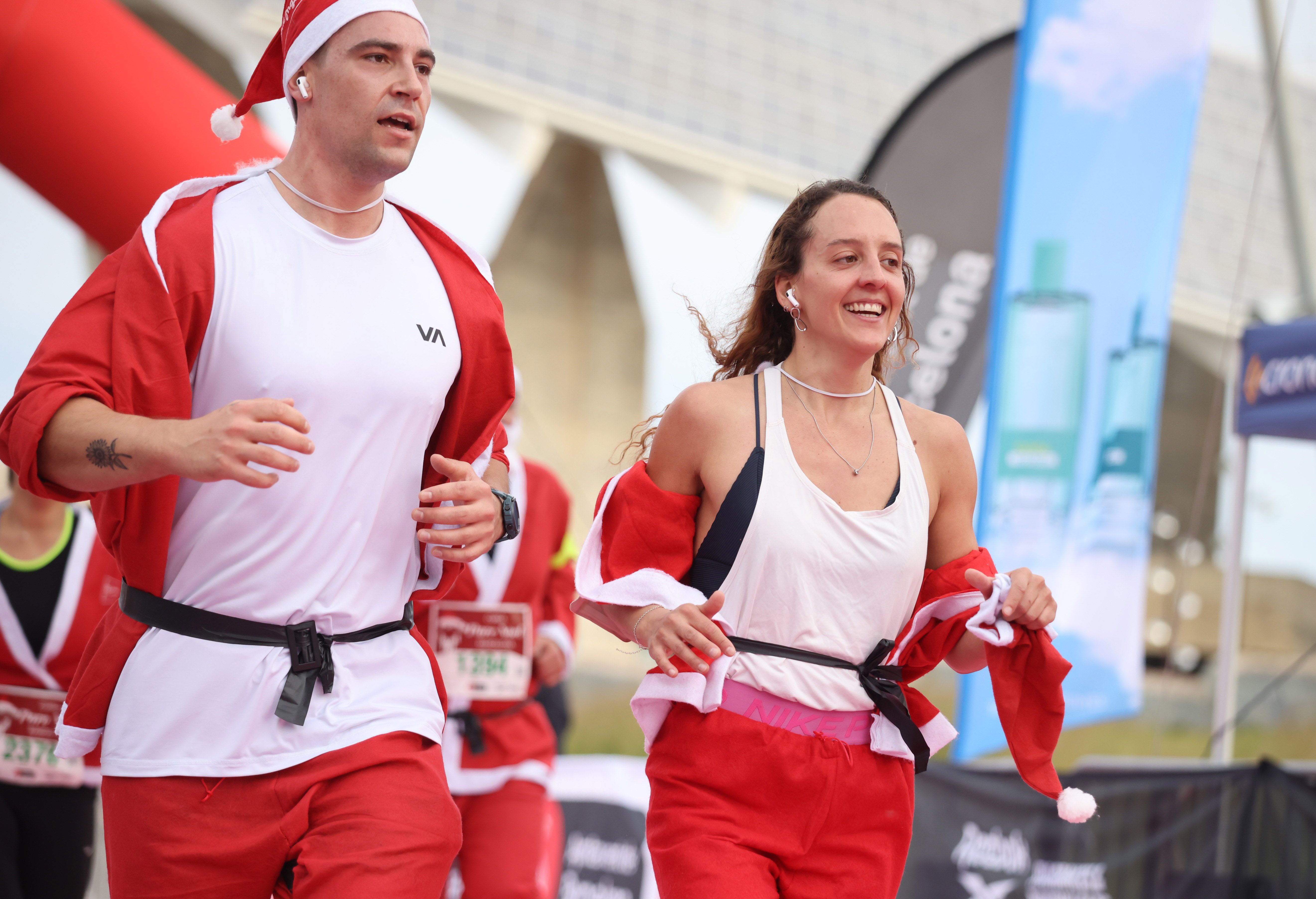 Las mejores fotos de la Carrera de Papá Noel de Barcelona 2024. 565