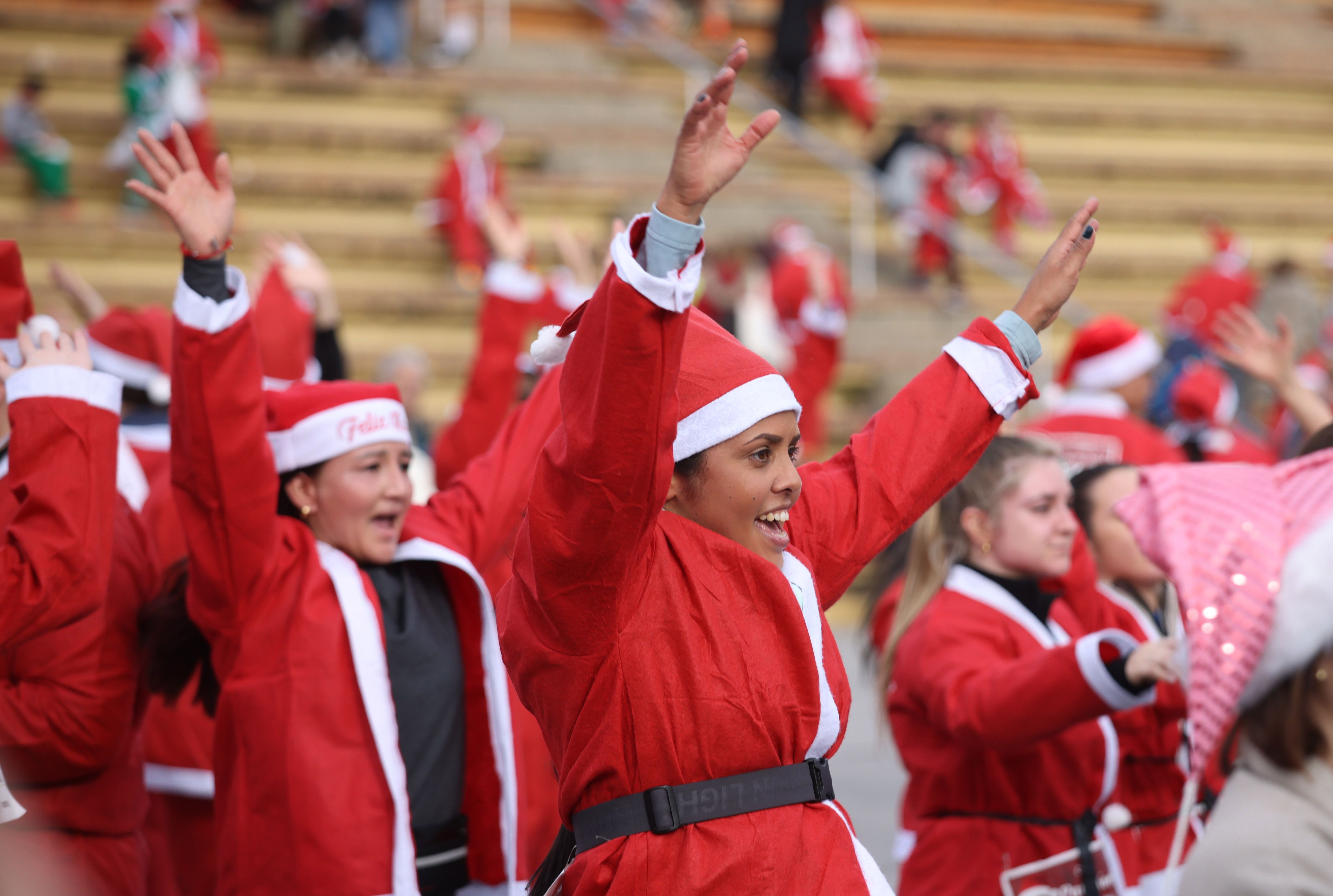 Las mejores fotos de la Carrera de Papá Noel de Barcelona 2024. 776