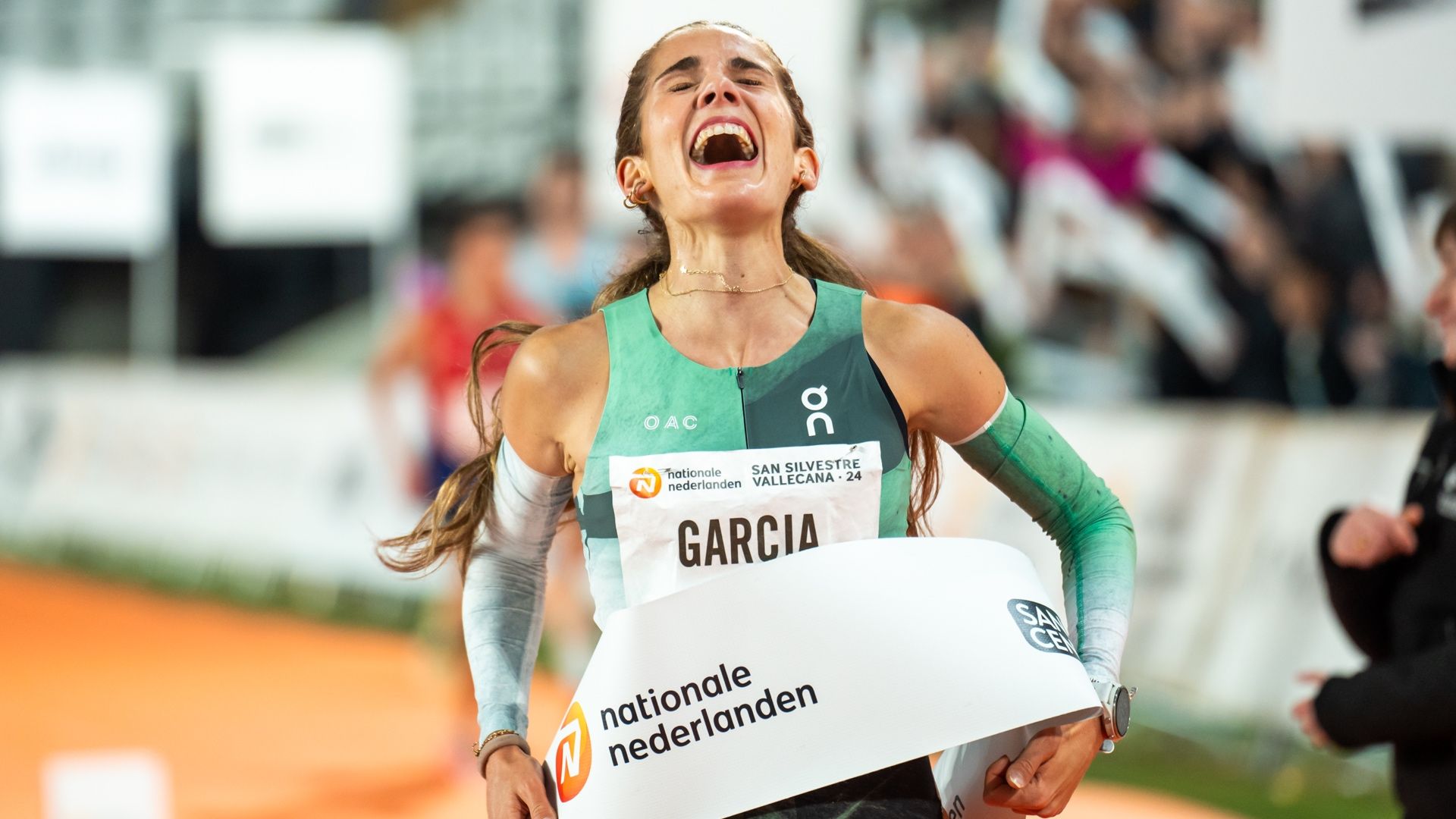 Marta García venciendo la San Silvestre Vallecana 2024. LAST LAP.
