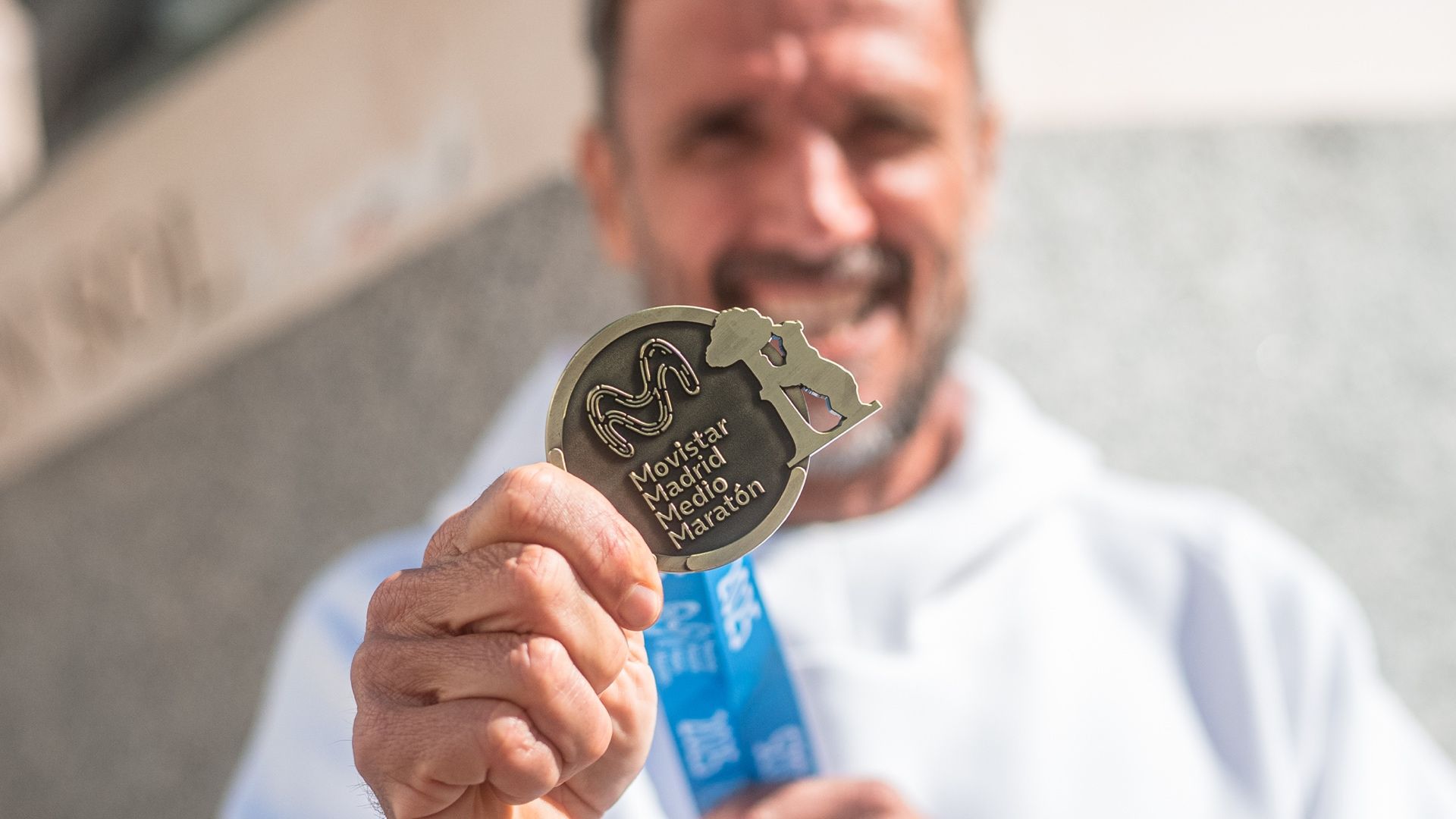 Chema Martínez ha presentado hoy la medalla del Movistar Madrid Medio Maratón 2025. VSM PHOTOEVENTS.