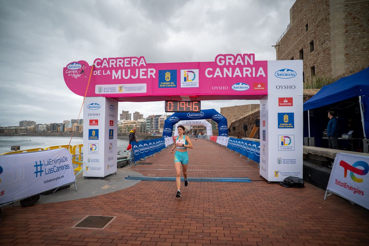 Las fotos de la Carrera de la Mujer de Gran Canaria 2025. 059