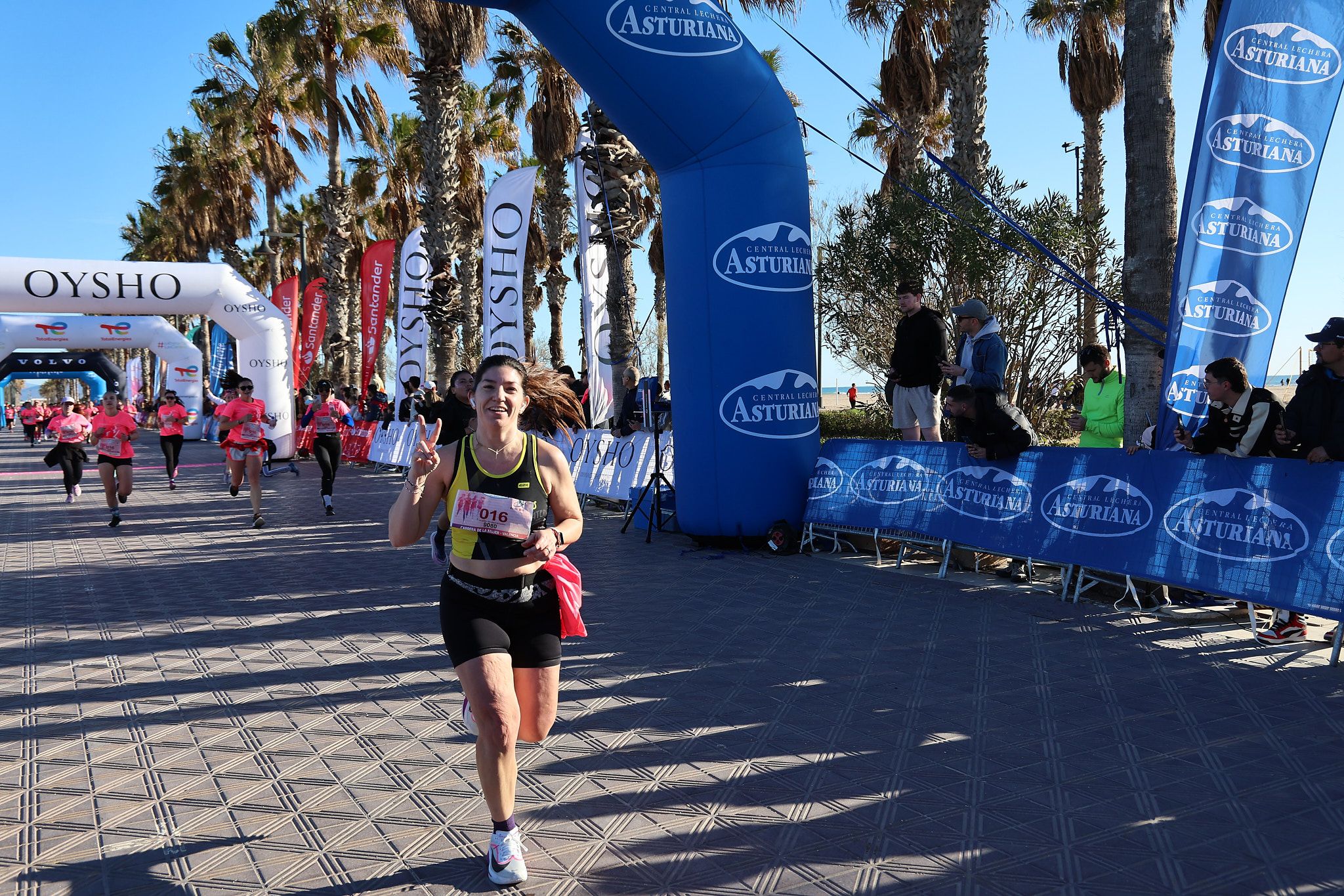 Las mejores fotos de la Carrera de la Mujer Central Lechera Asturiana de Valencia 2025. 504