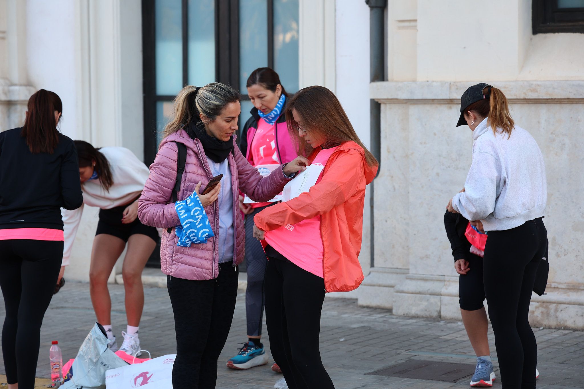 Las mejores fotos de la Carrera de la Mujer Central Lechera Asturiana de Valencia 2025. 19