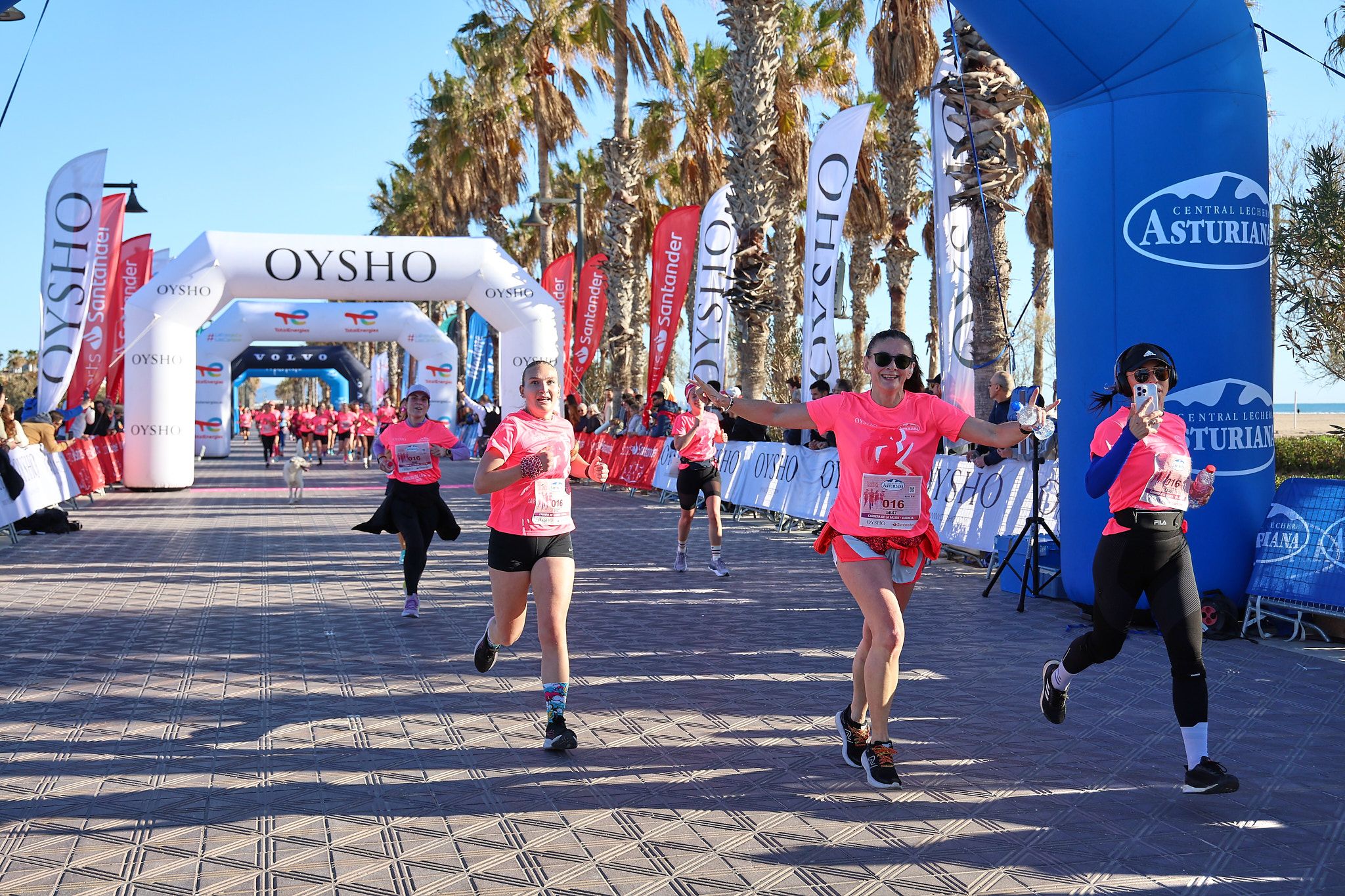 Las mejores fotos de la Carrera de la Mujer Central Lechera Asturiana de Valencia 2025. 505