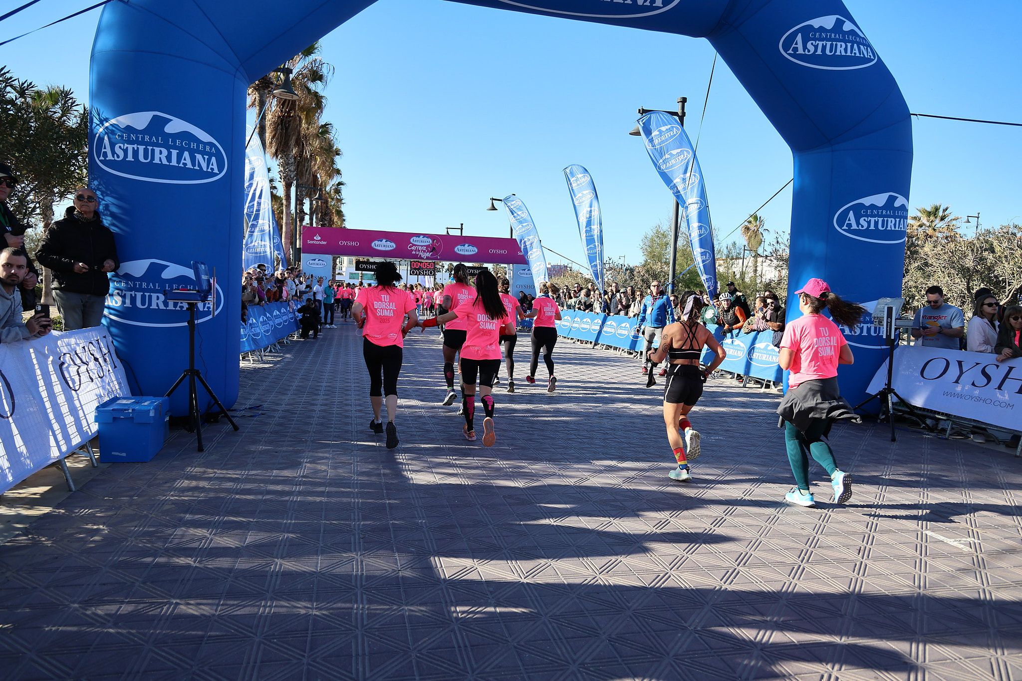 Las mejores fotos de la Carrera de la Mujer Central Lechera Asturiana de Valencia 2025. 752