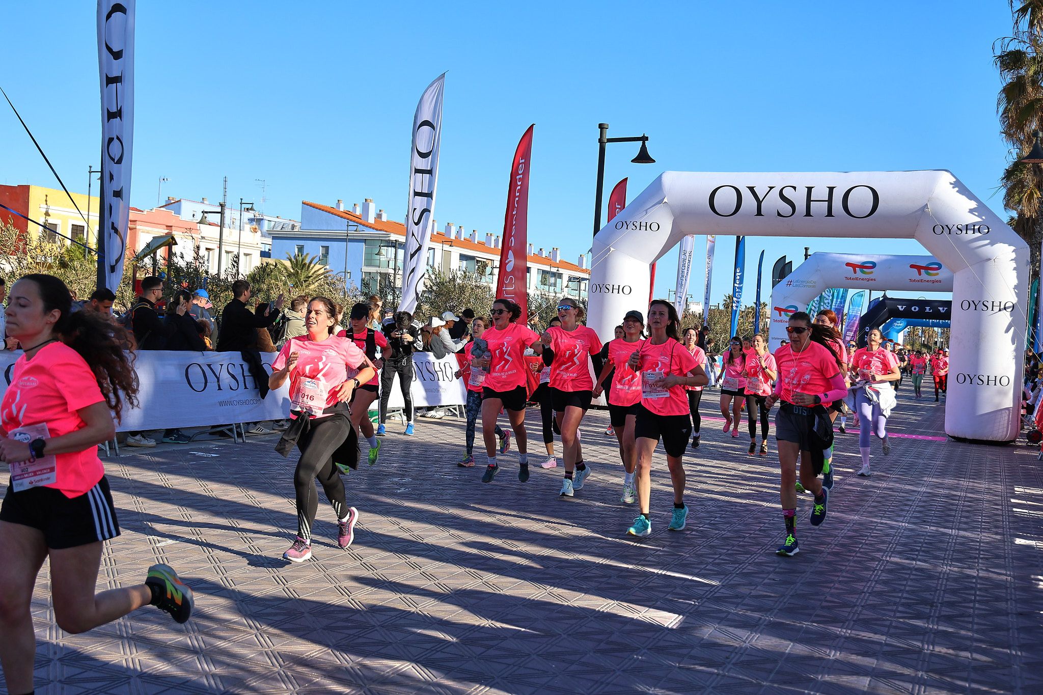Las mejores fotos de la Carrera de la Mujer Central Lechera Asturiana de Valencia 2025. 754