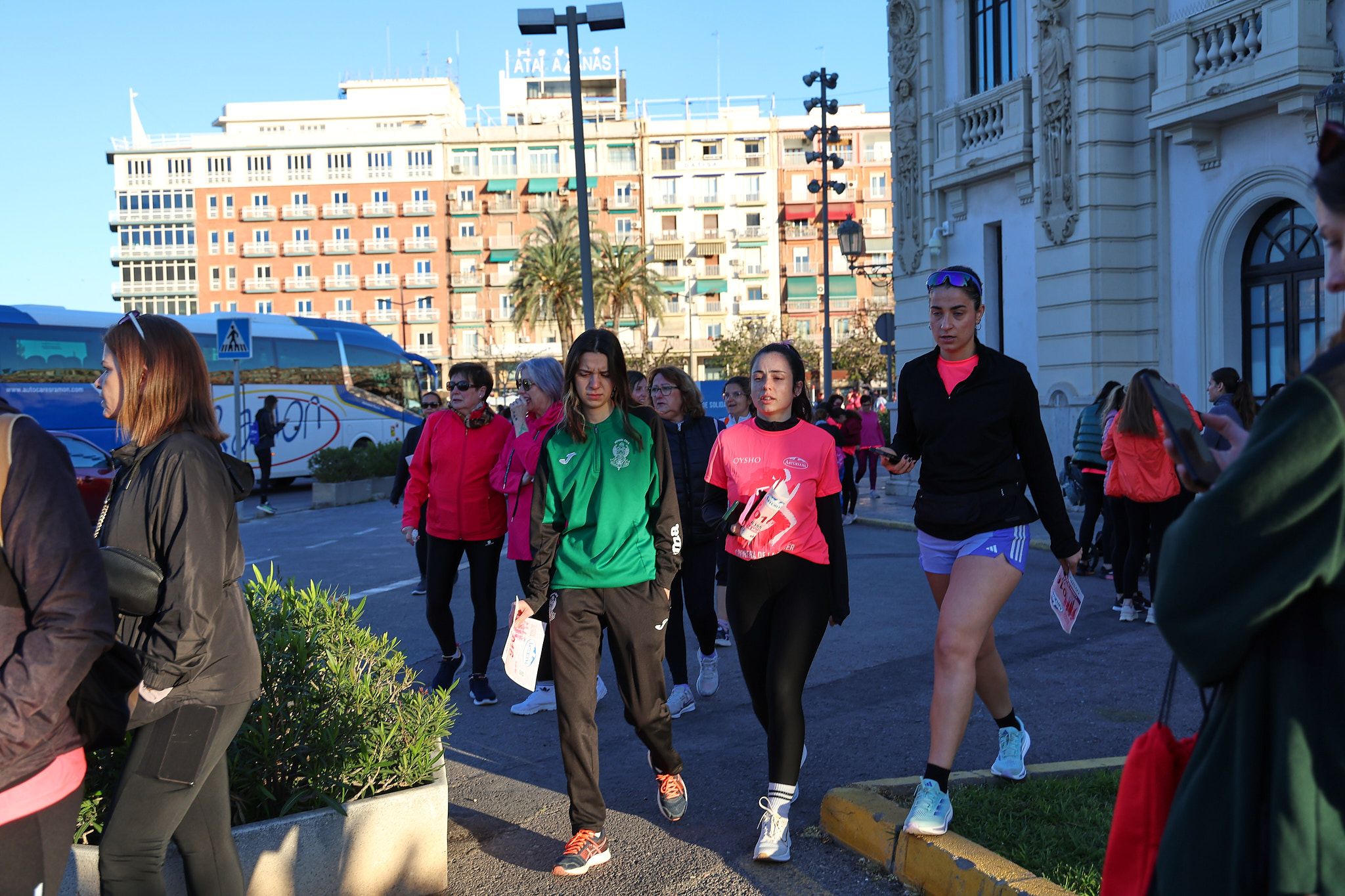 Las mejores fotos de la Carrera de la Mujer Central Lechera Asturiana de Valencia 2025. 34